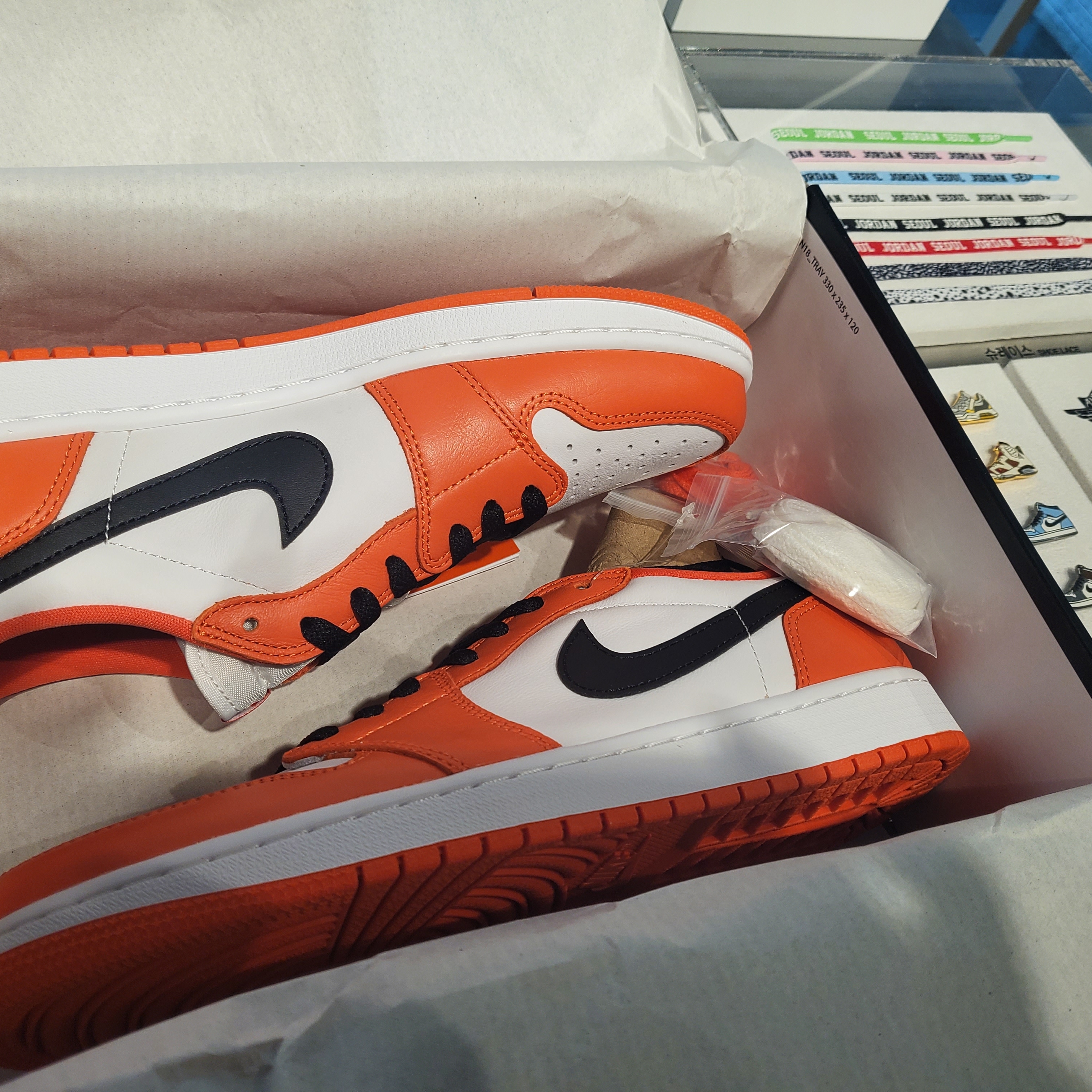 Jordan 1 Low OG Starfish 착용 스타일