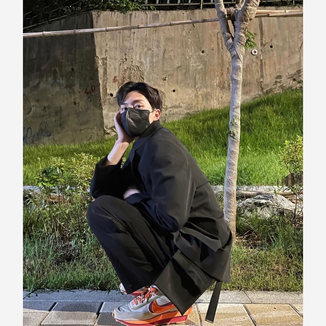 Nike x Sacai x Clot LDWaffle Orange Blaze 착용 스타일 - 2