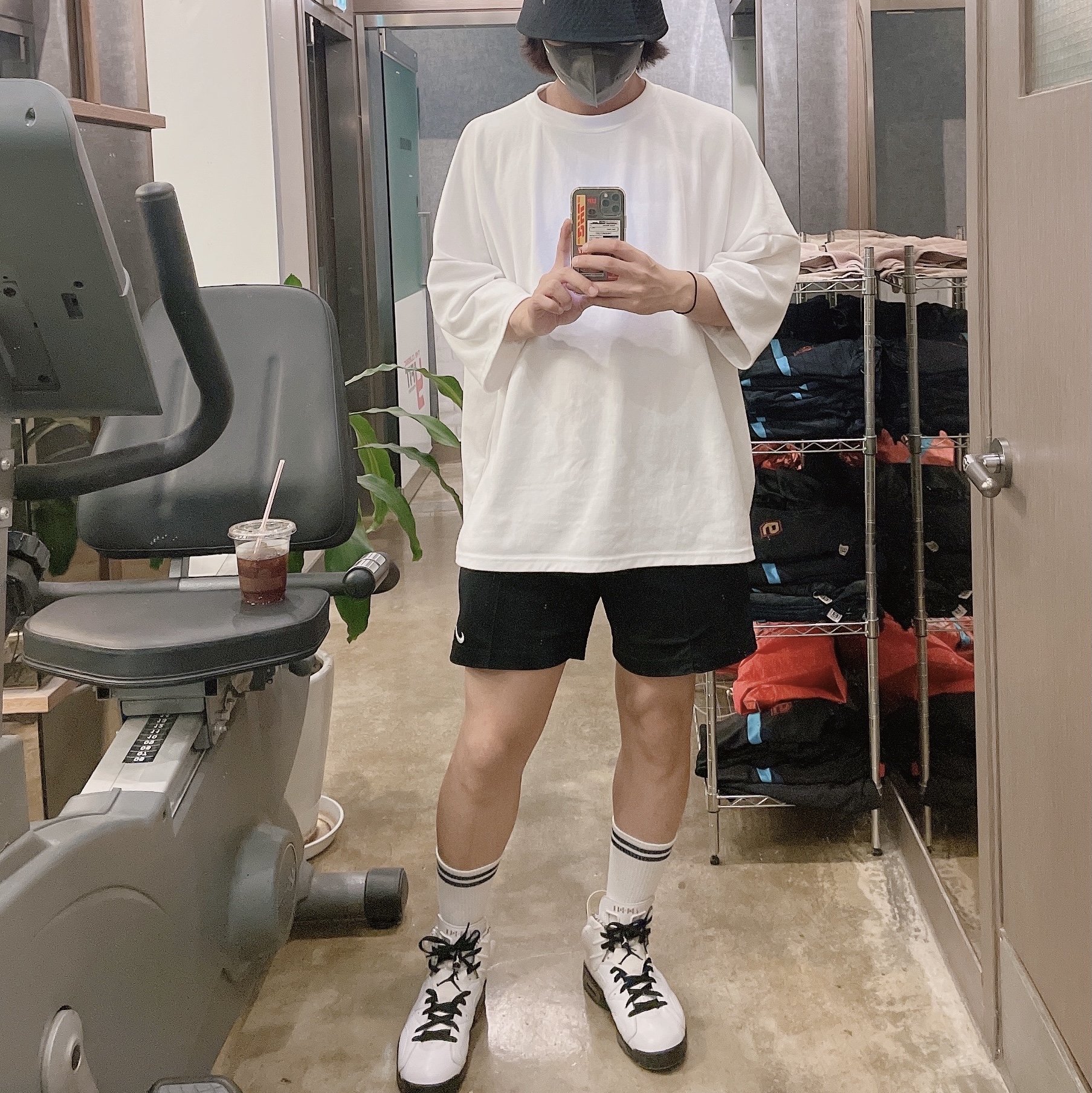 Jordan 6 Retro Motorsport 착용 스타일