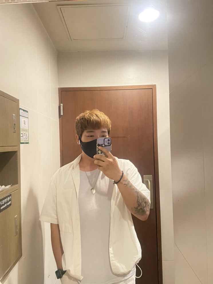 KREAM 프로필 이미지