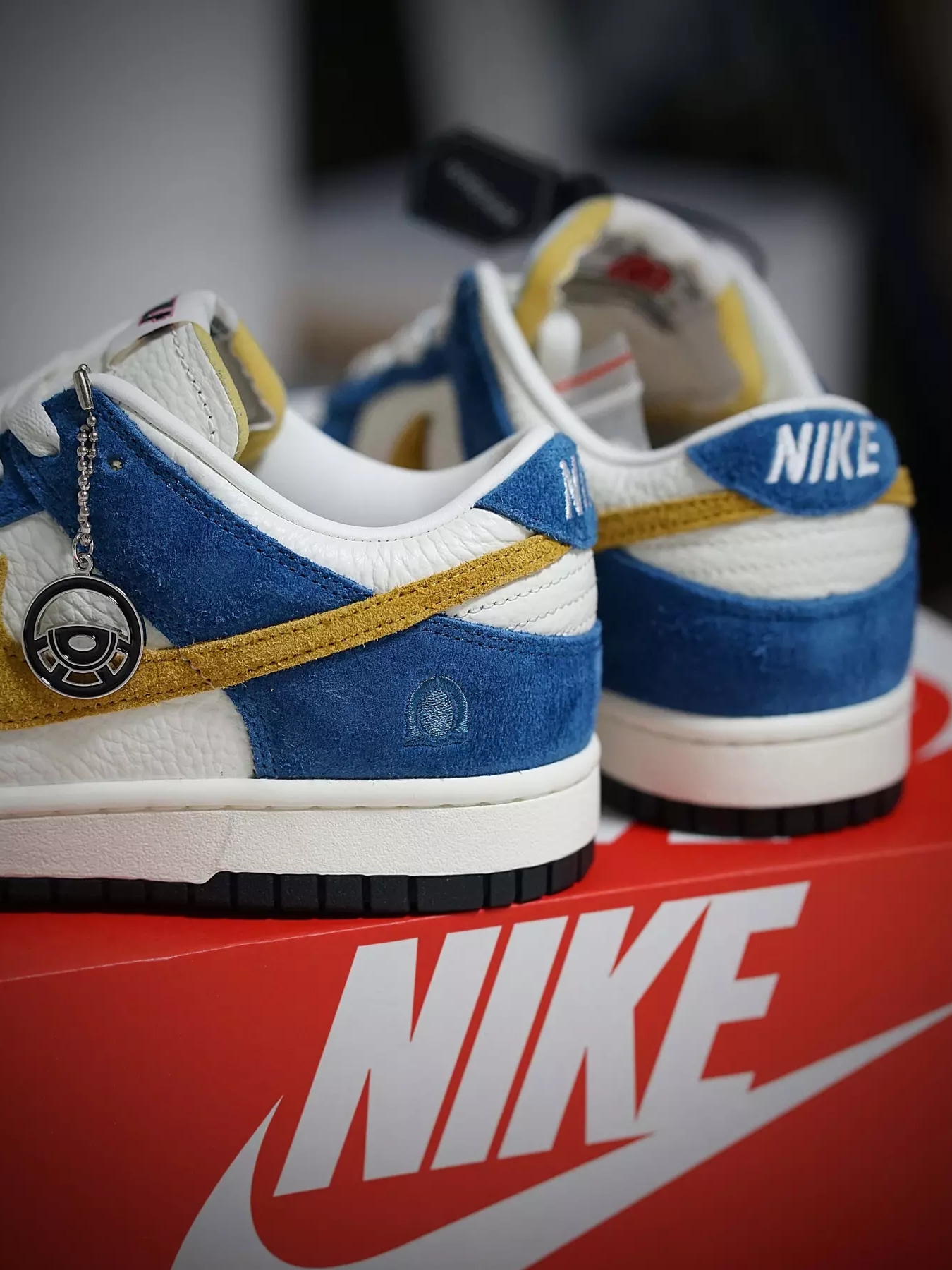 Nike x Kasina Dunk Low 80's Bus 착용 스타일 - 2