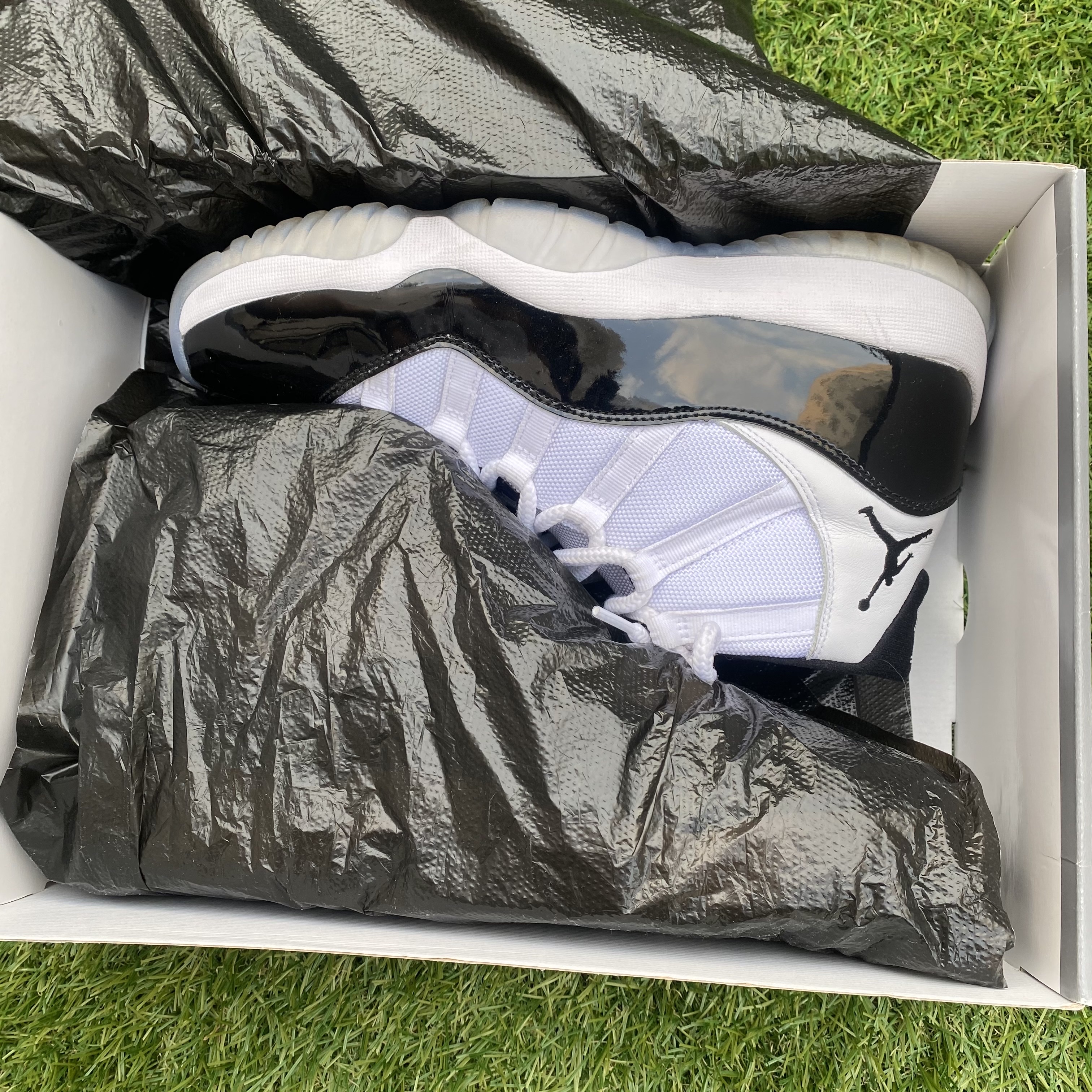 Jordan 11 Retro Concord 2018 착용 스타일 - 1