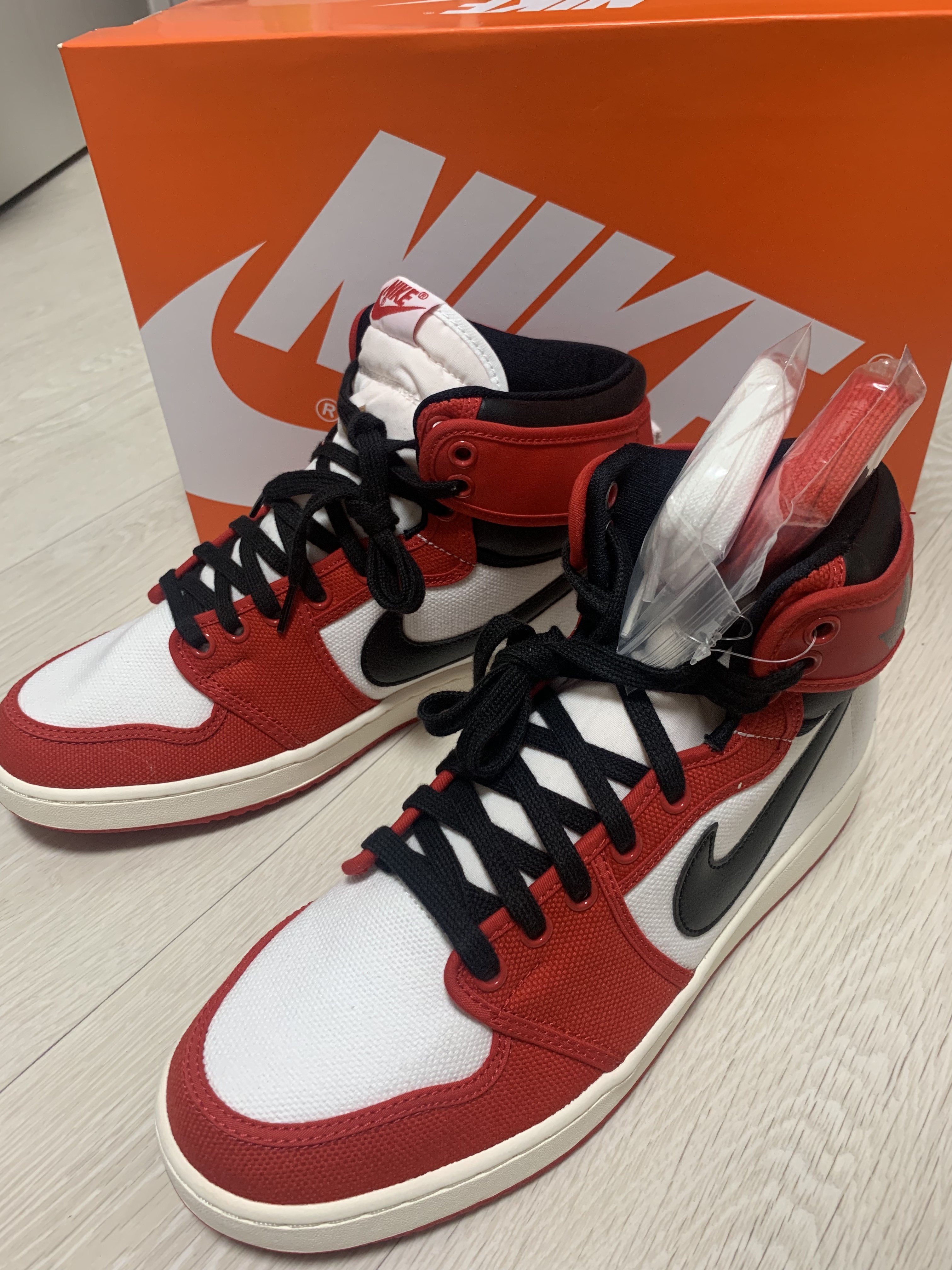 Jordan 1 KO Chicago 2021 착용 스타일 - 2