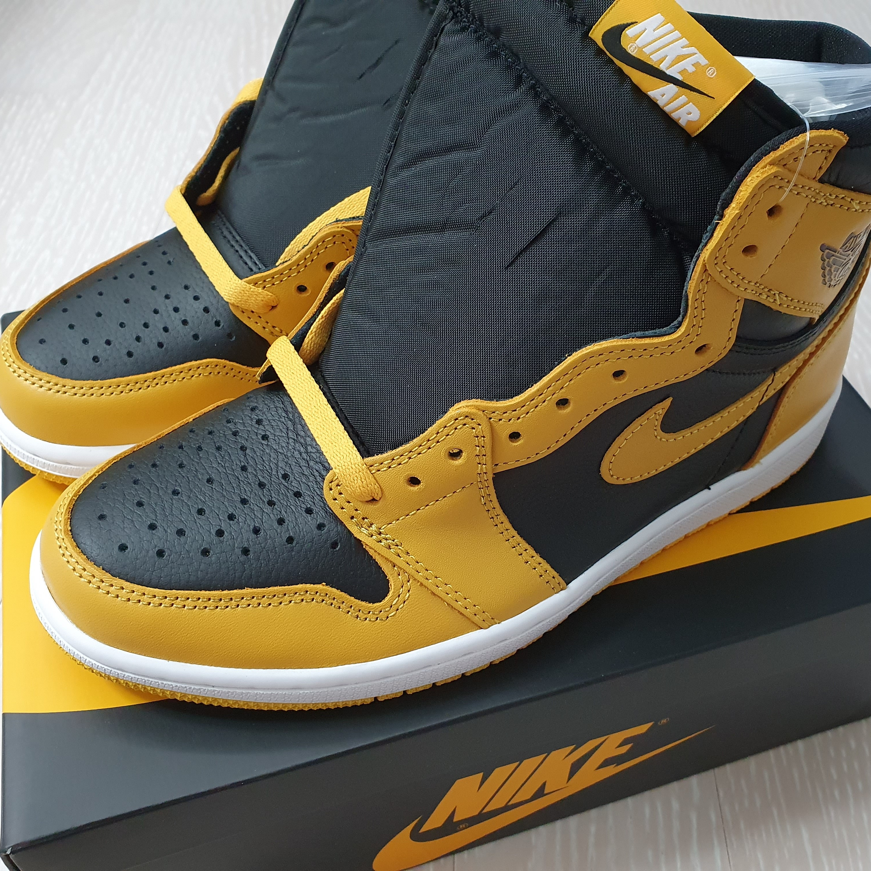 Jordan 1 Retro High OG Pollen 착용 스타일