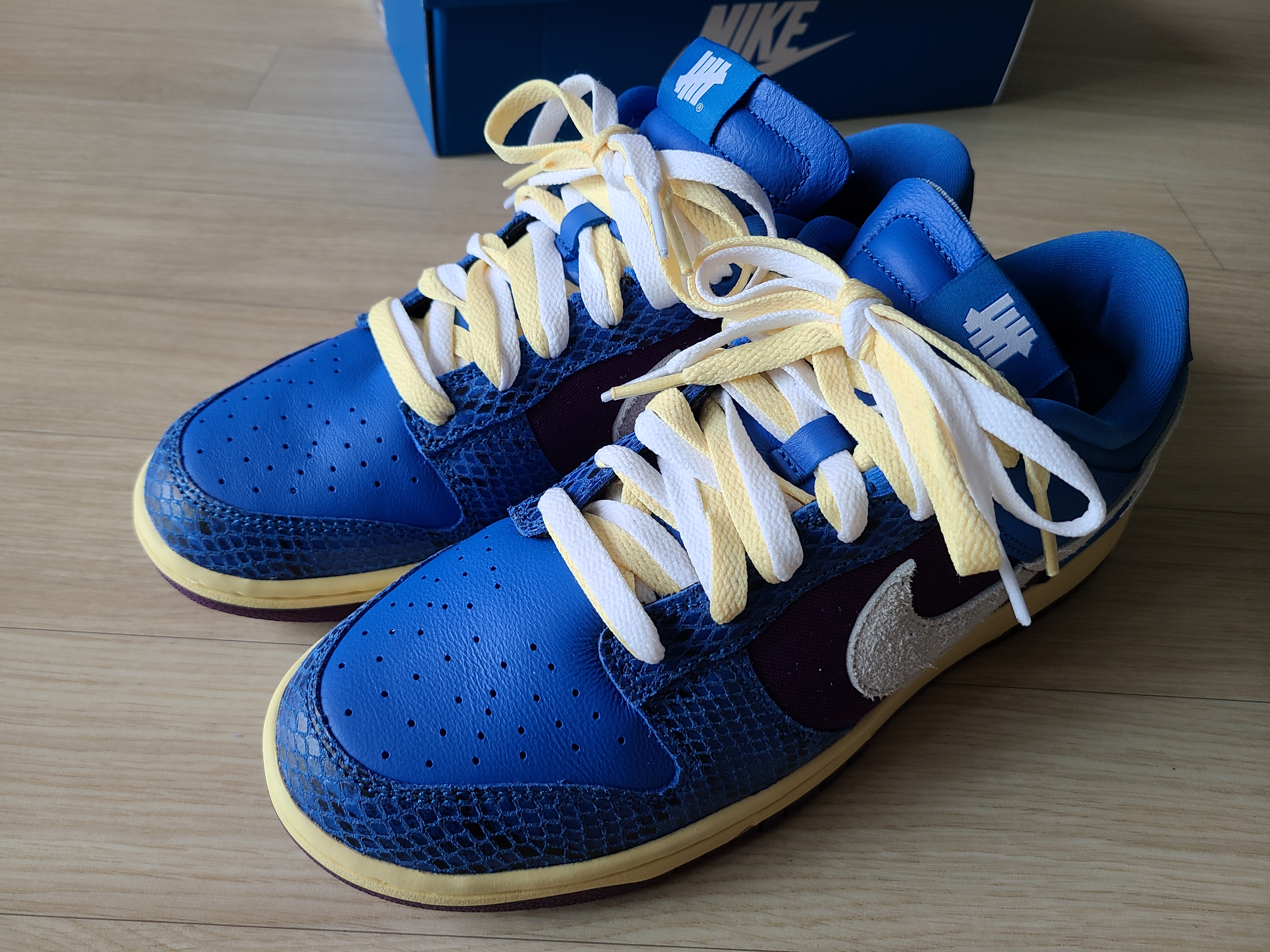 Nike x Undefeated Dunk Low SP 5 On It 착용 스타일 - 2