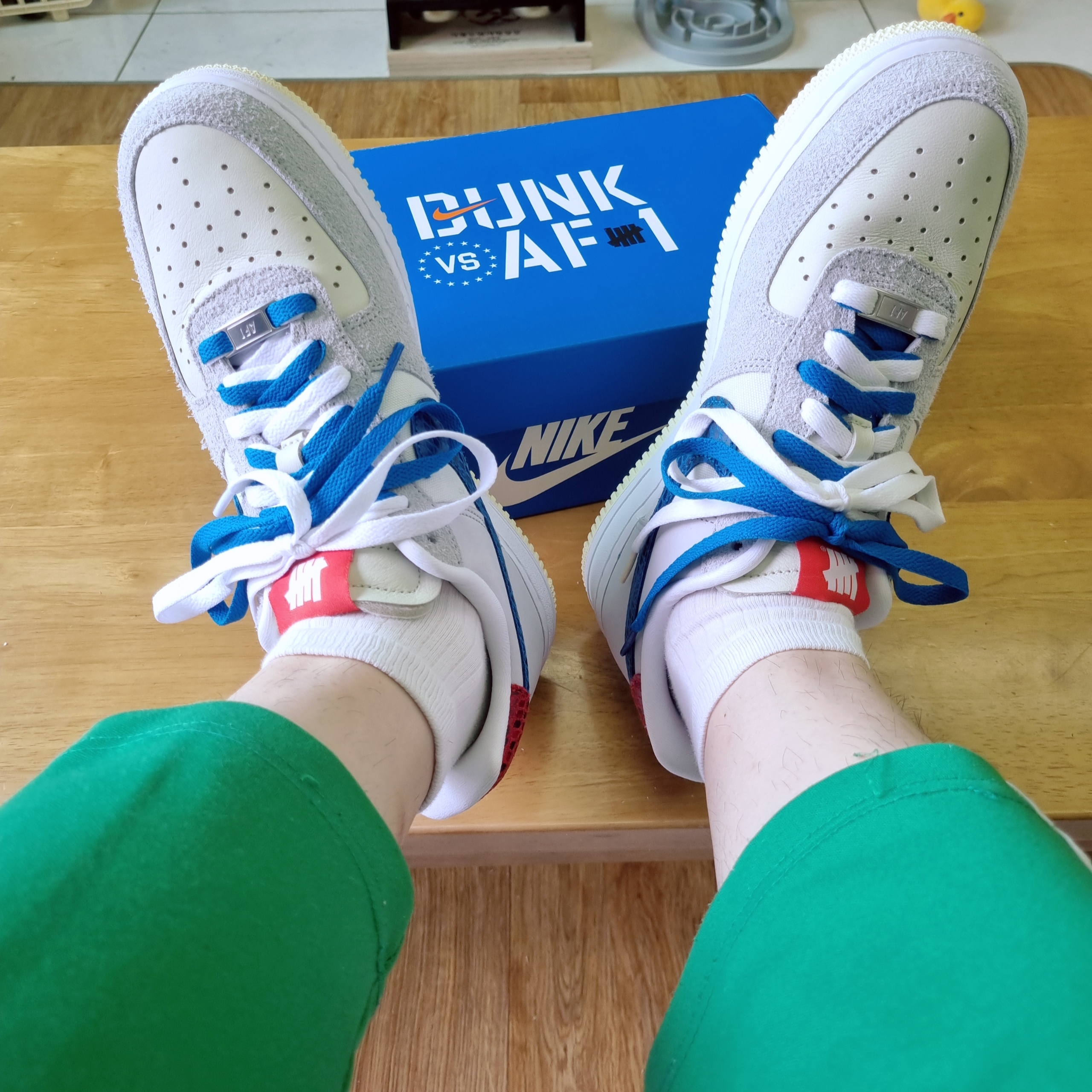 Nike x Undefeated Air Force 1 Low SP 5 On It 착용 스타일