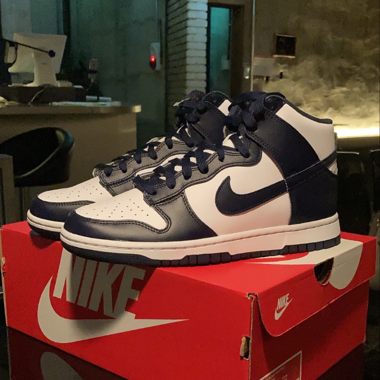 Nike Dunk High Retro Championship Navy 착용 스타일