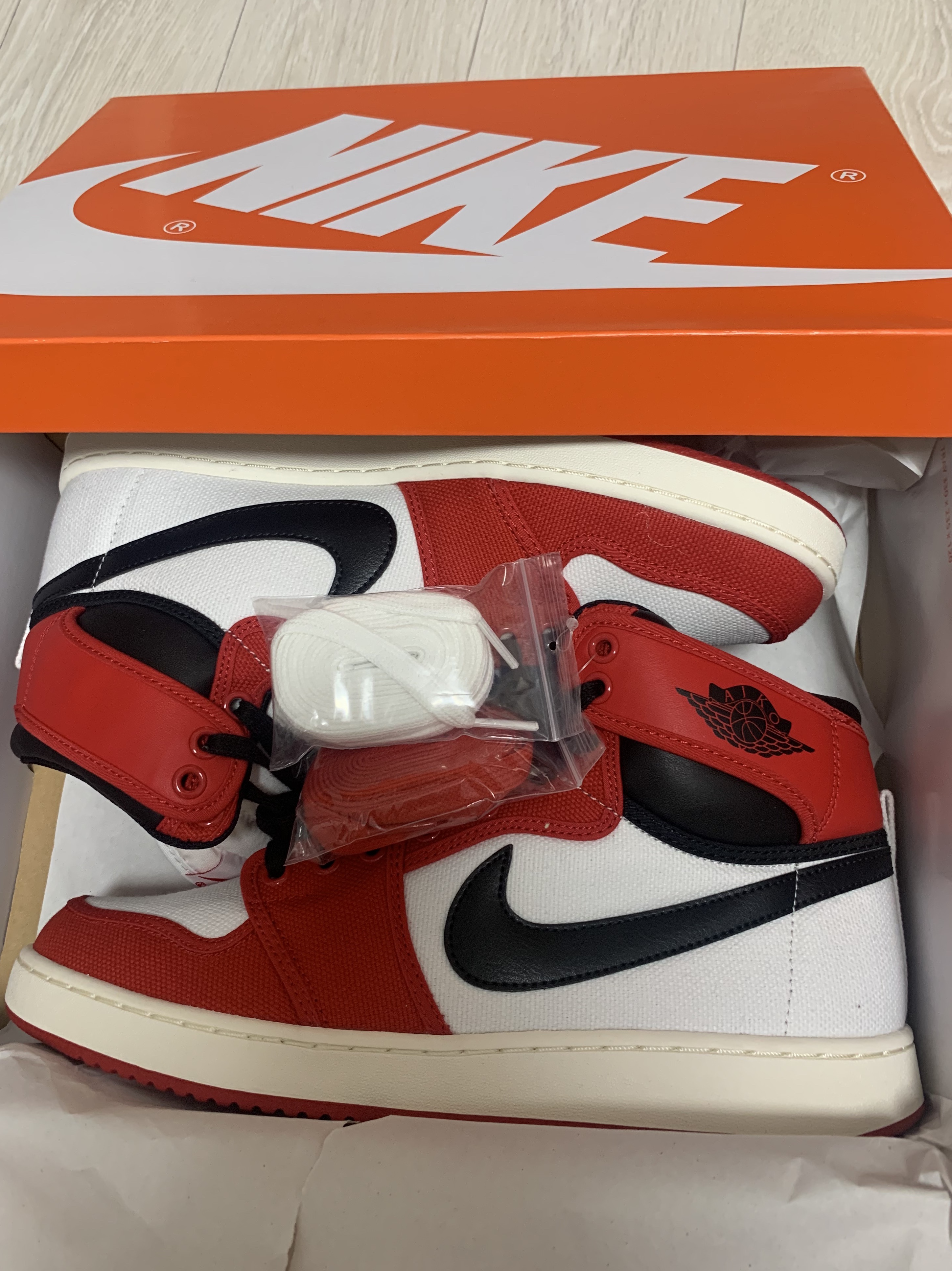 Jordan 1 KO Chicago 2021 착용 스타일 - 1