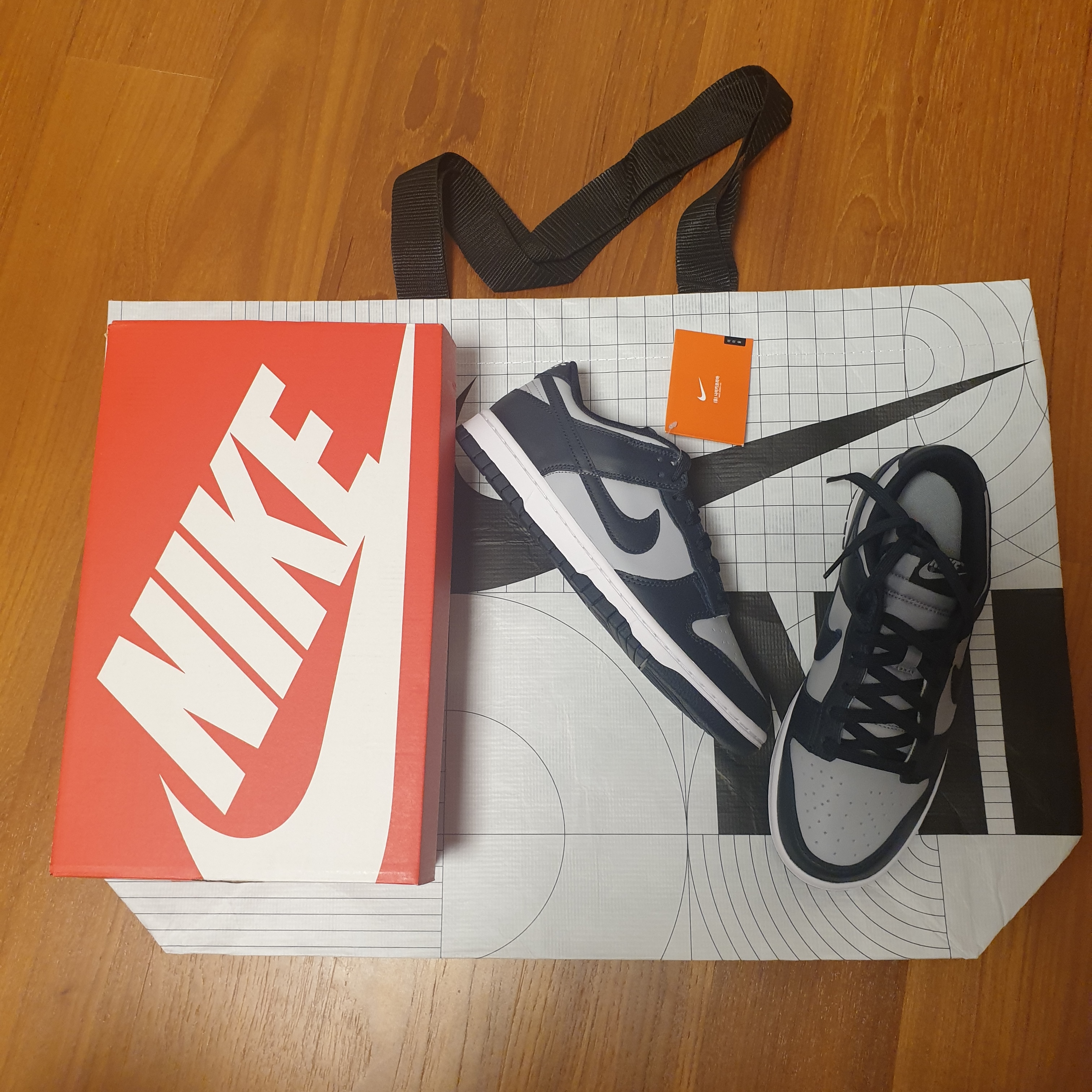 Nike Dunk Low Retro Championship Grey 착용 스타일 - 3