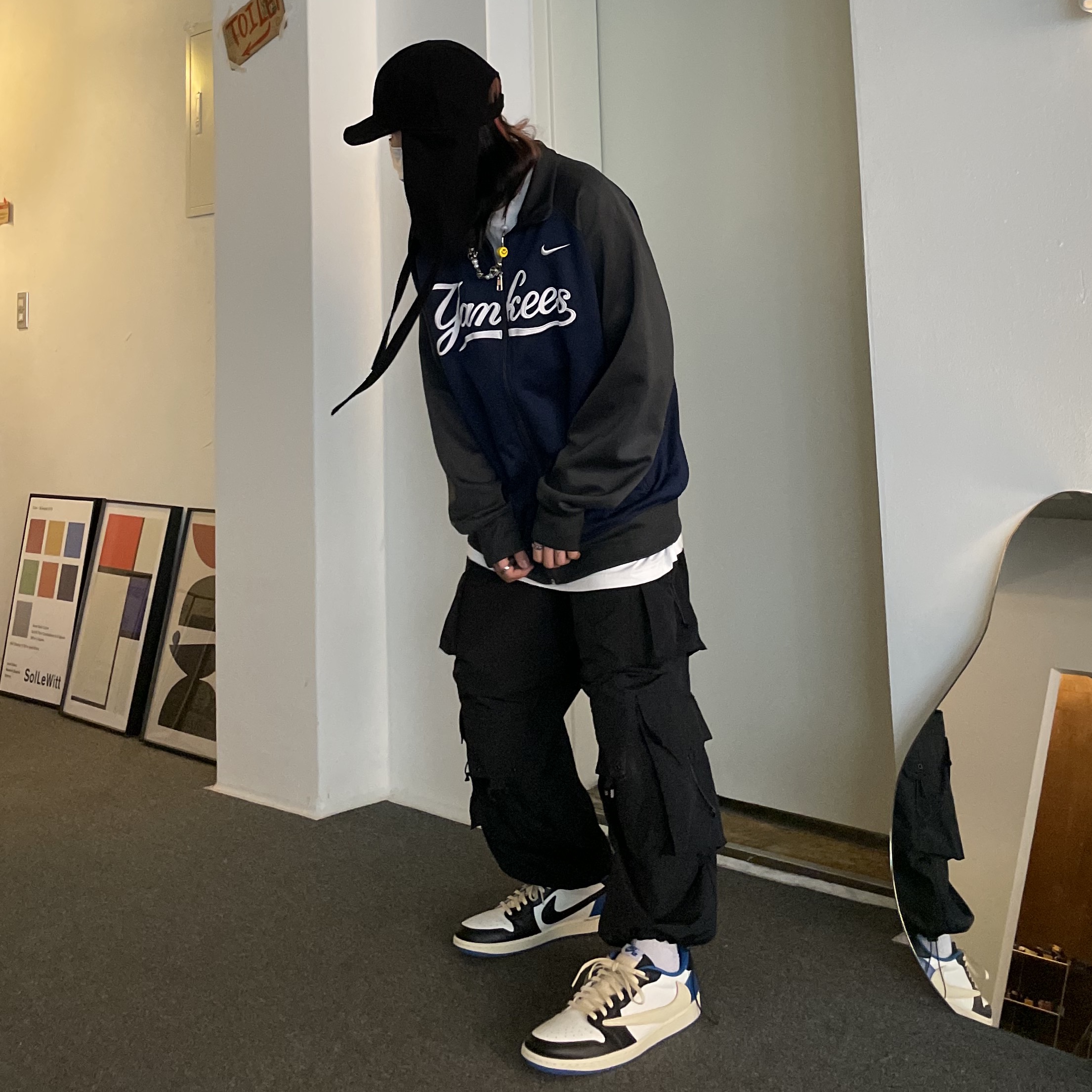 Jordan 1 x Travis Scott x Fragment Retro Low OG SP Military Blue 착용 스타일