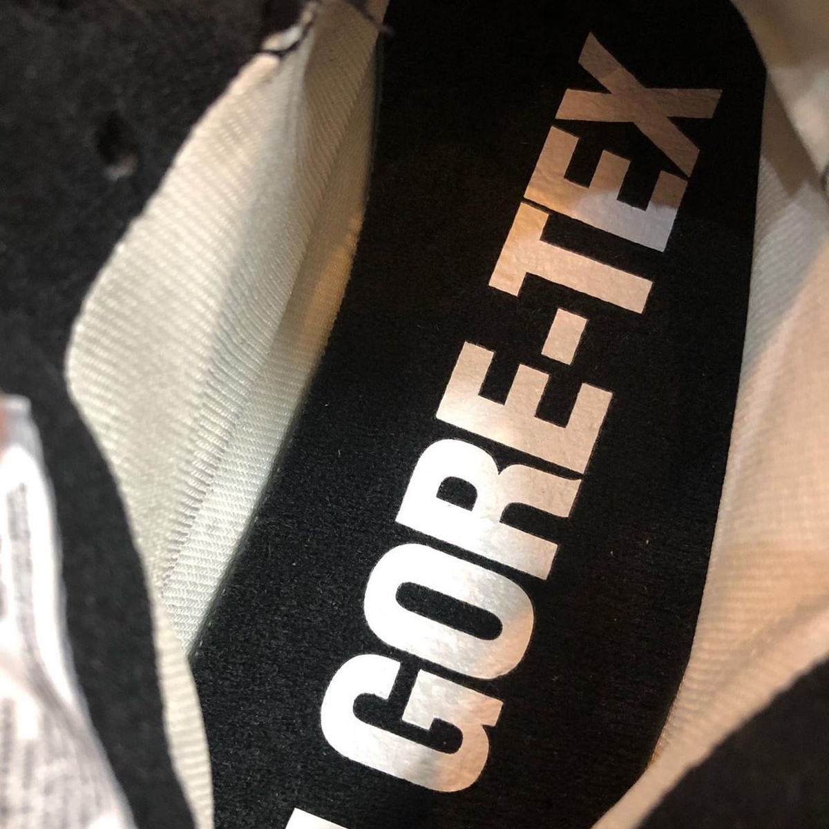 Jordan 1 Element Gore-Tex Particle Grey 착용 스타일 - 5
