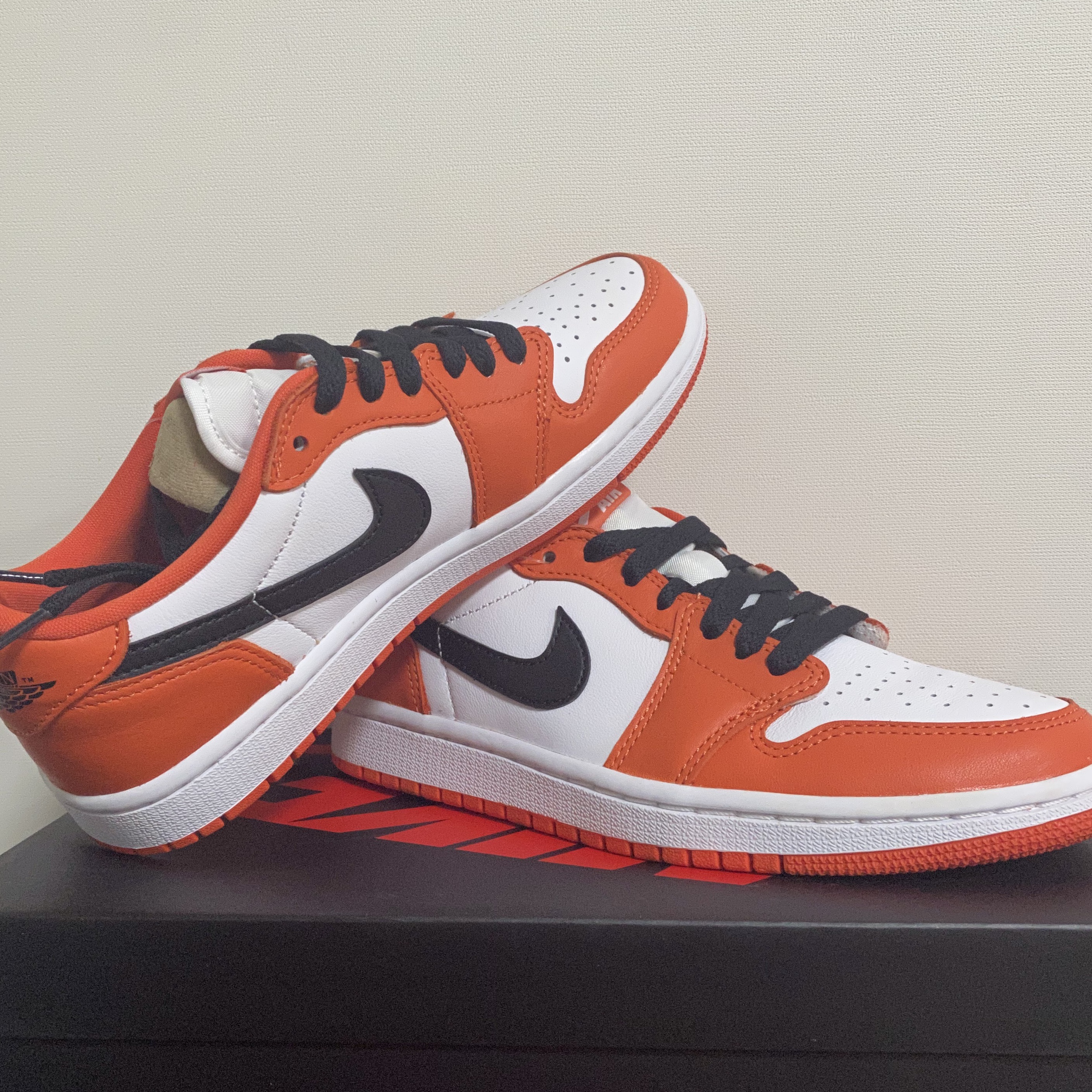 (W) Jordan 1 Low OG Starfish 착용 스타일 - 2