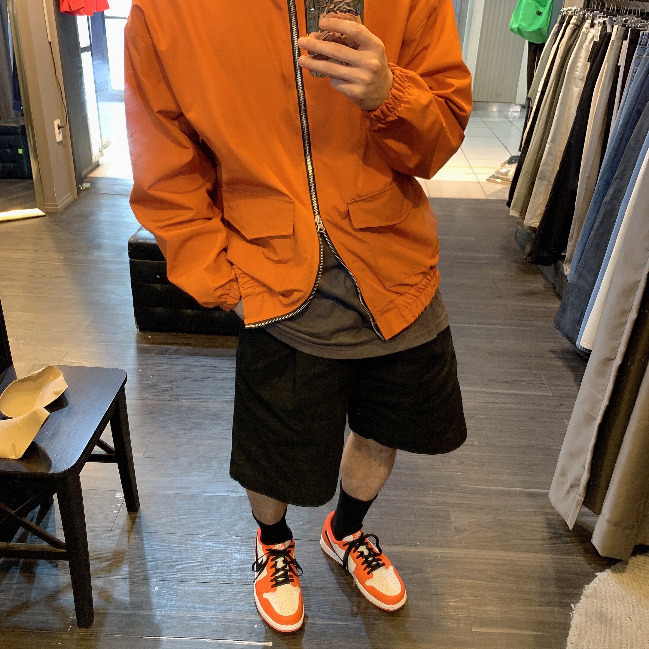 Jordan 1 Low OG Starfish 착용 스타일 - 1