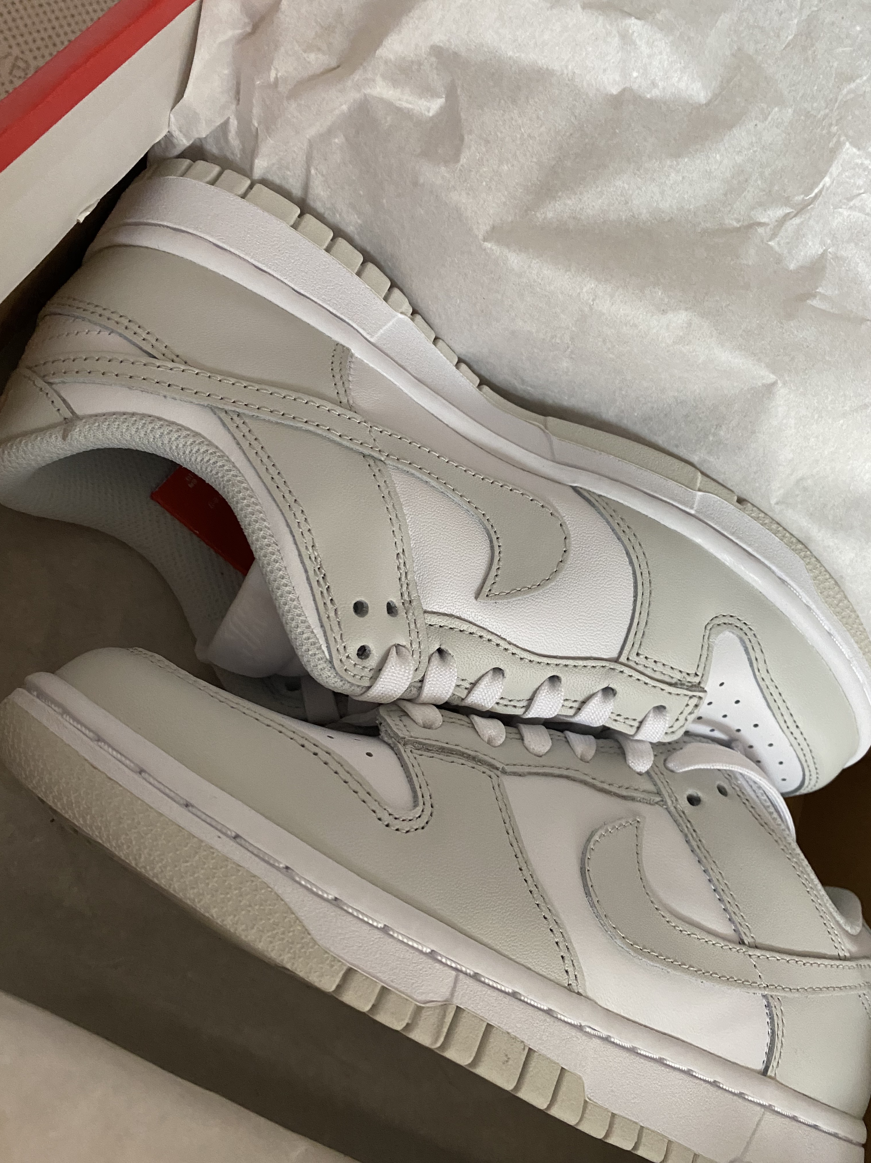 (W) Nike Dunk Low Photon Dust 착용 스타일