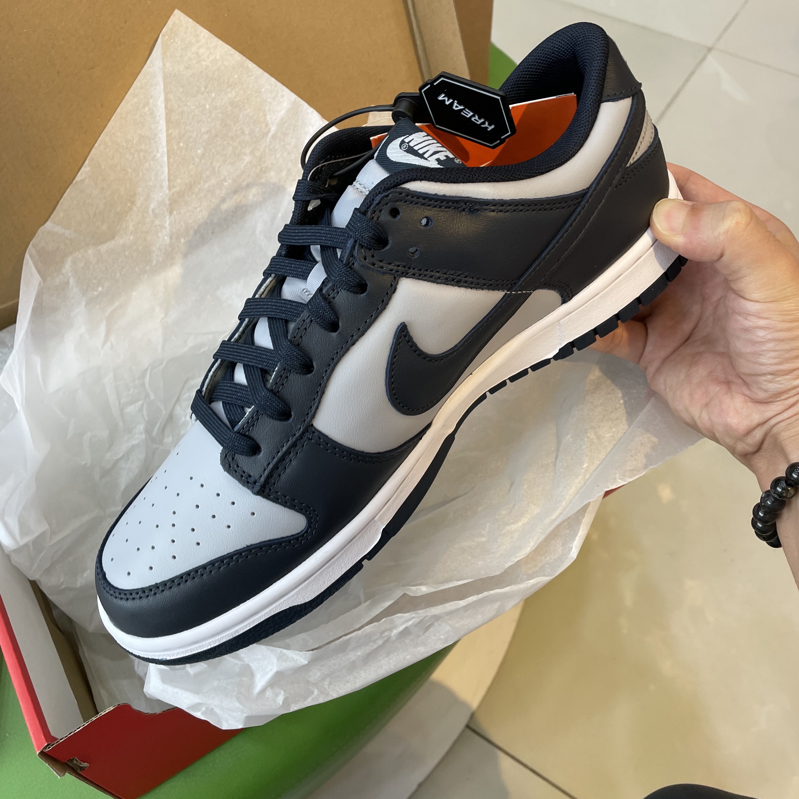 Nike Dunk Low Retro Championship Grey 착용 스타일 - 3