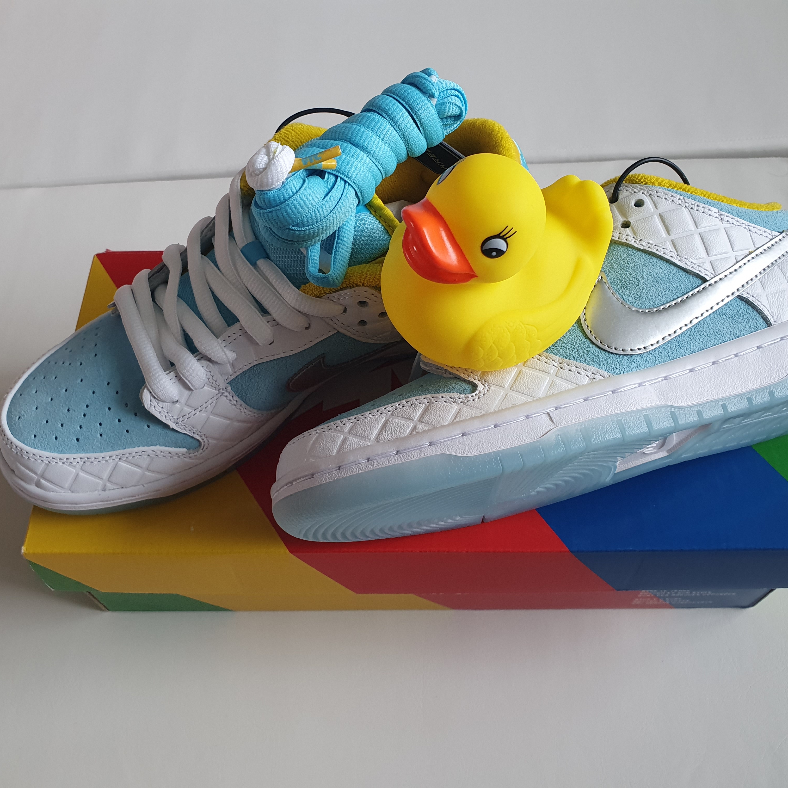 Nike x FTC SB Dunk Low Pro QS Lagoon Pulse 착용 스타일 - 2