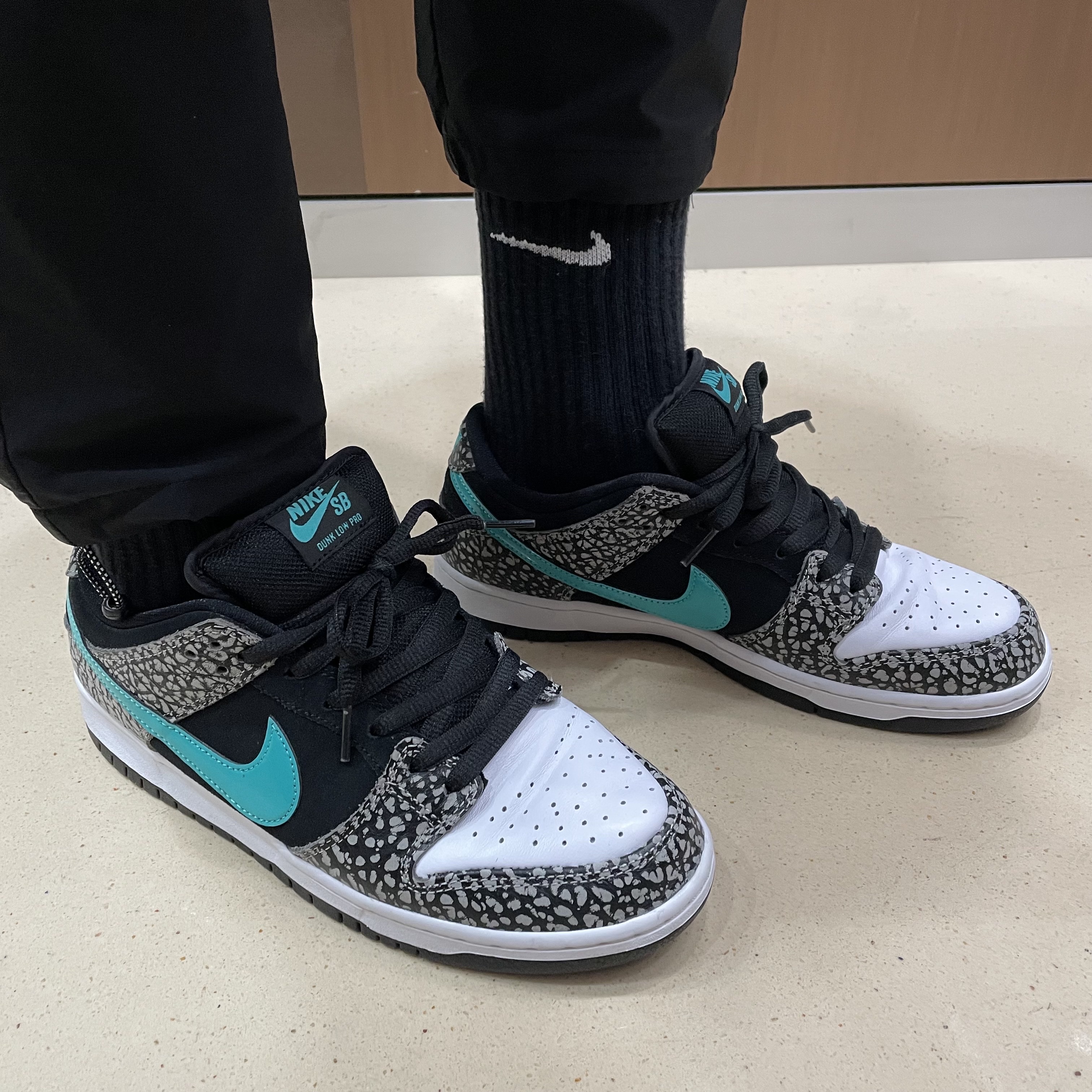 Nike SB Dunk Low Pro Clear Jade 착용 스타일