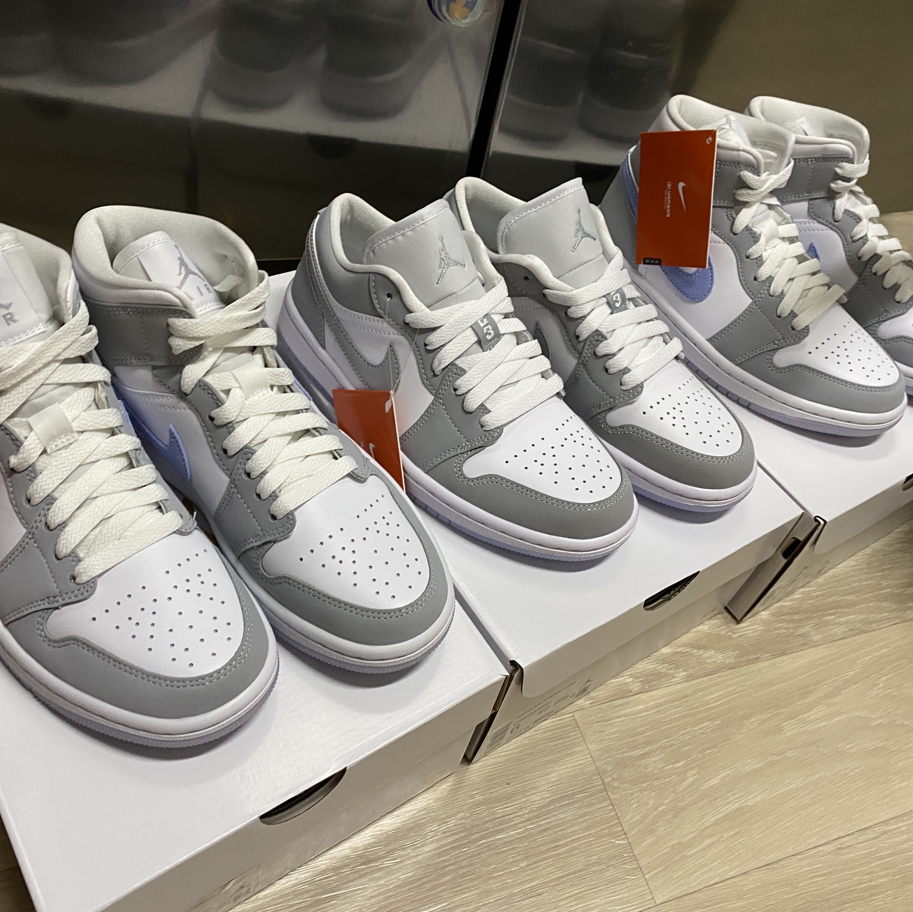 (W) Jordan 1 Low White Wolf Grey, (W) Jordan 1 Mid Wolf Grey 착용 스타일 - 2