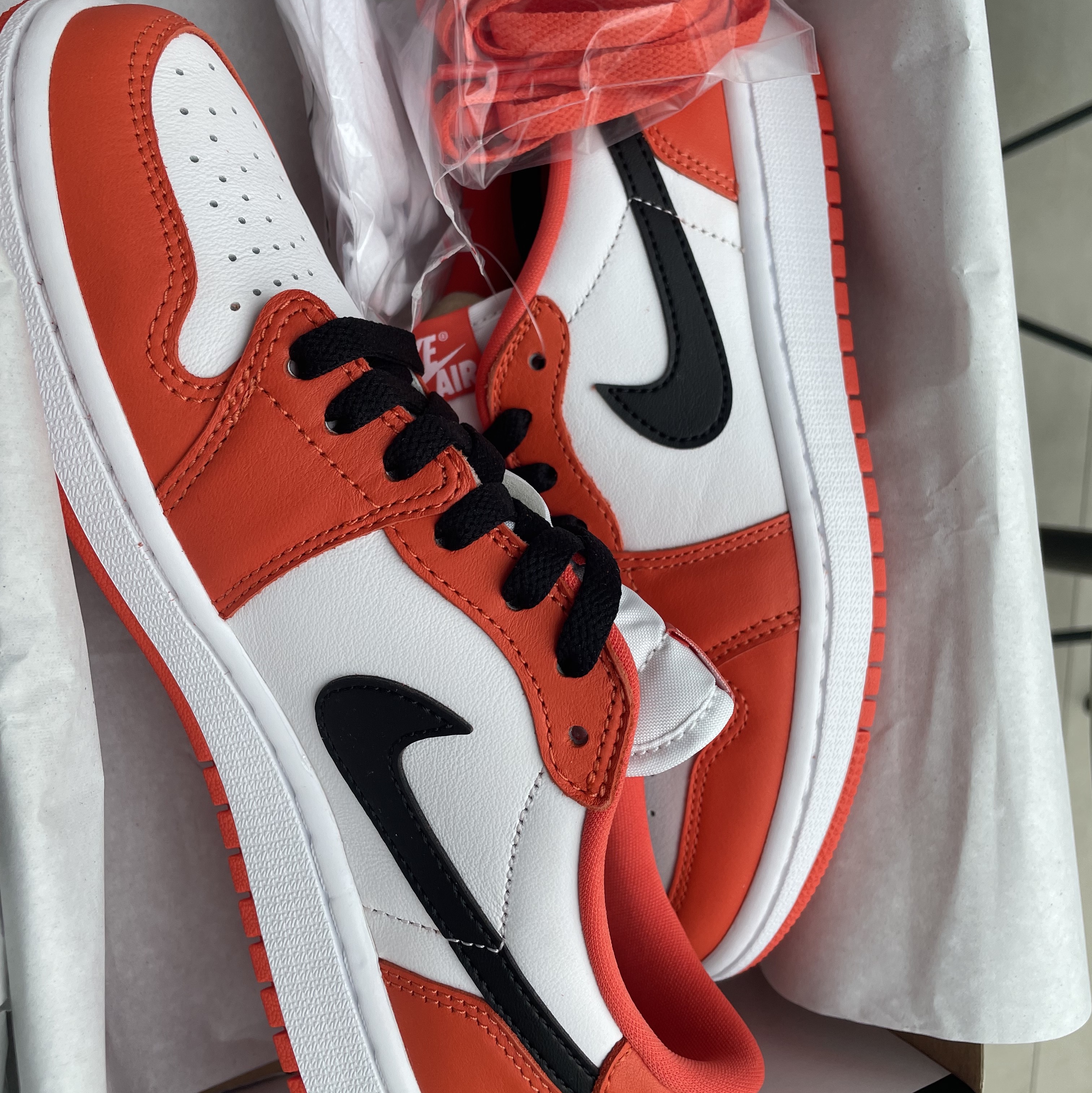(W) Jordan 1 Low OG Starfish 착용 스타일