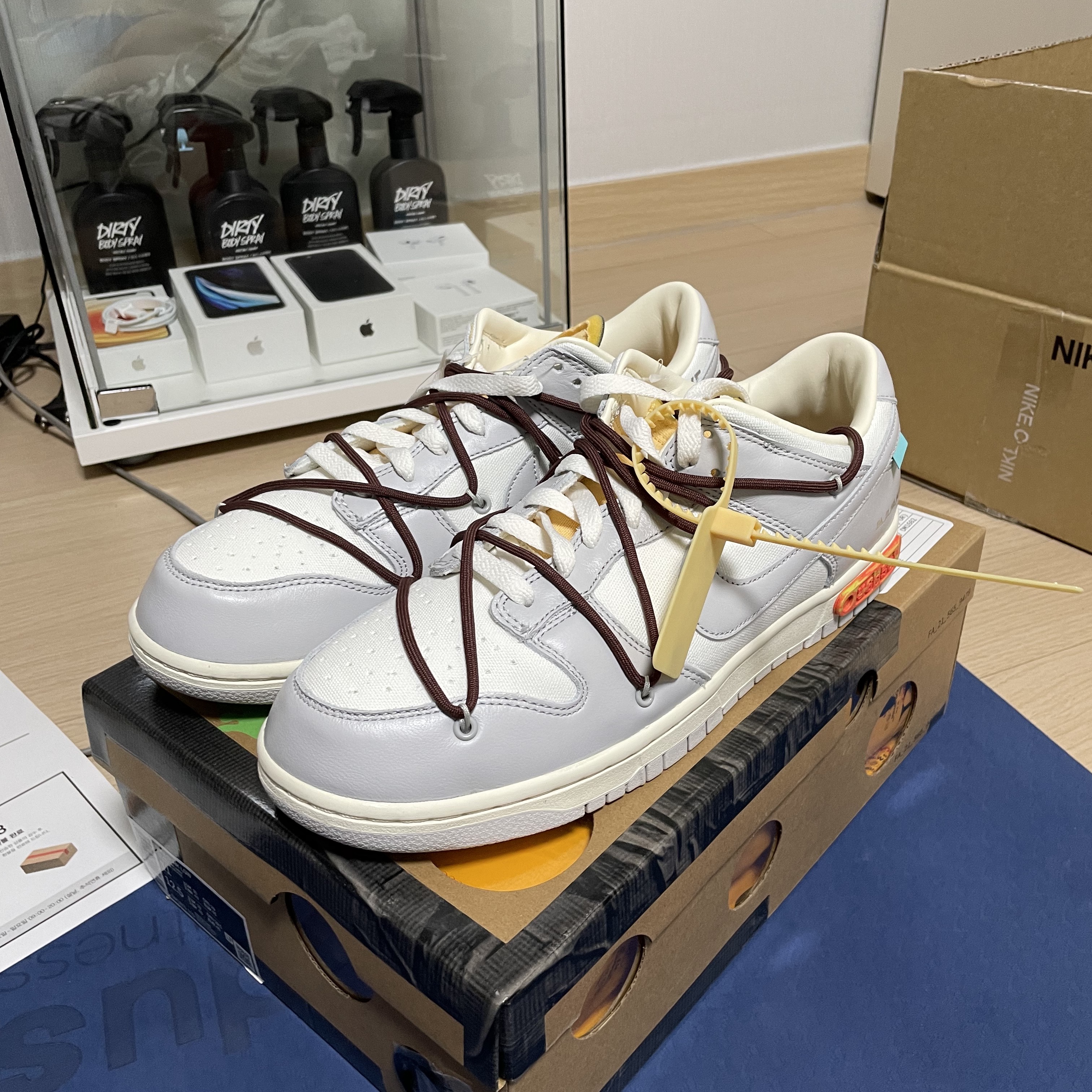 Nike x Off-White Dunk Low The 50 - Lot 46 착용 스타일