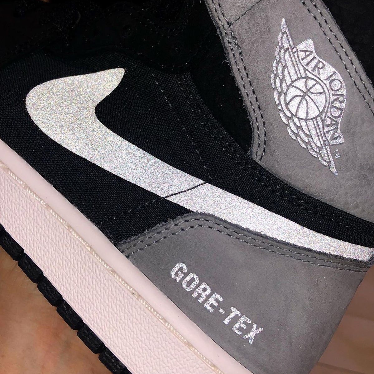 Jordan 1 Element Gore-Tex Particle Grey 착용 스타일 - 4