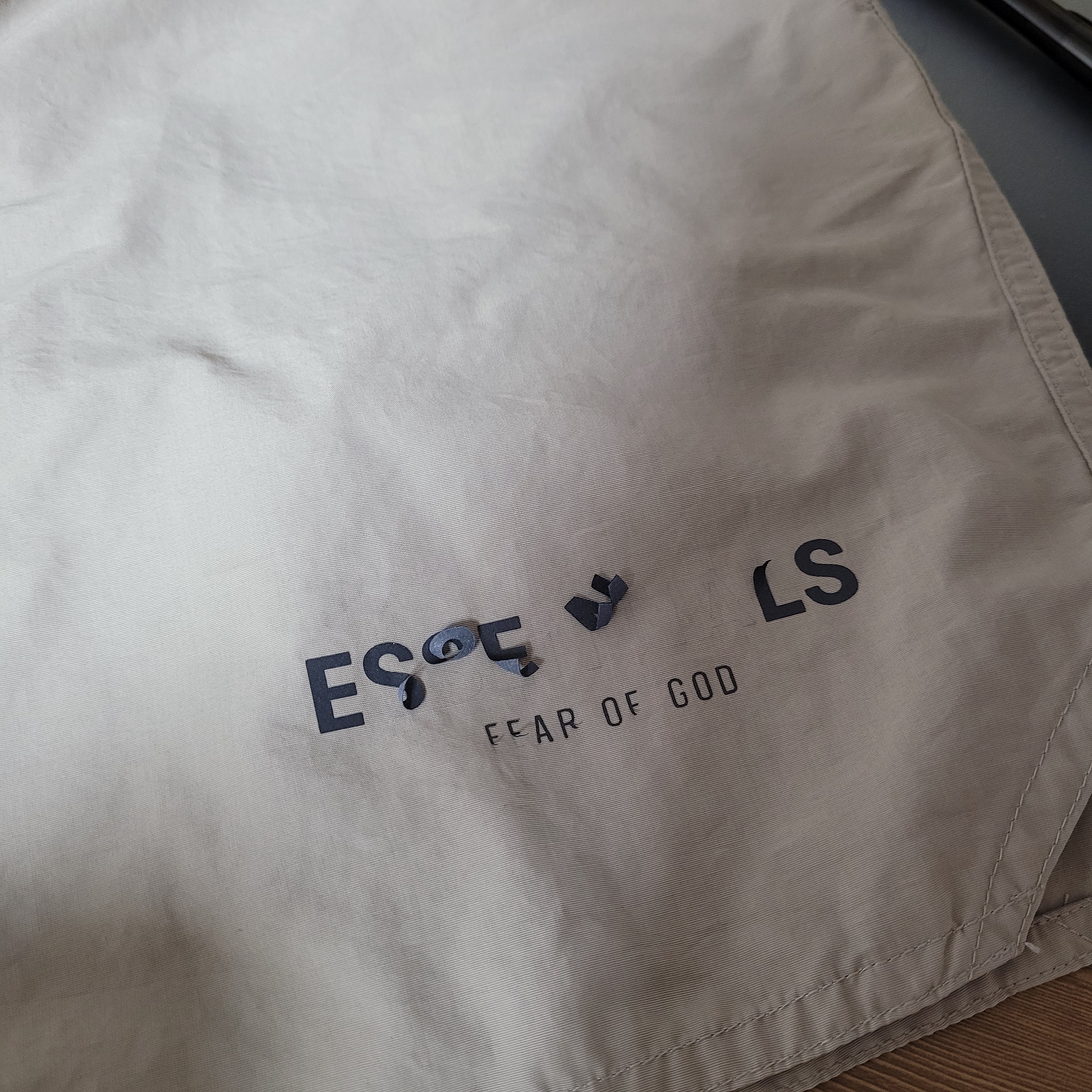 Essentials Volley Shorts Moss - 21SS 착용 스타일 - 1