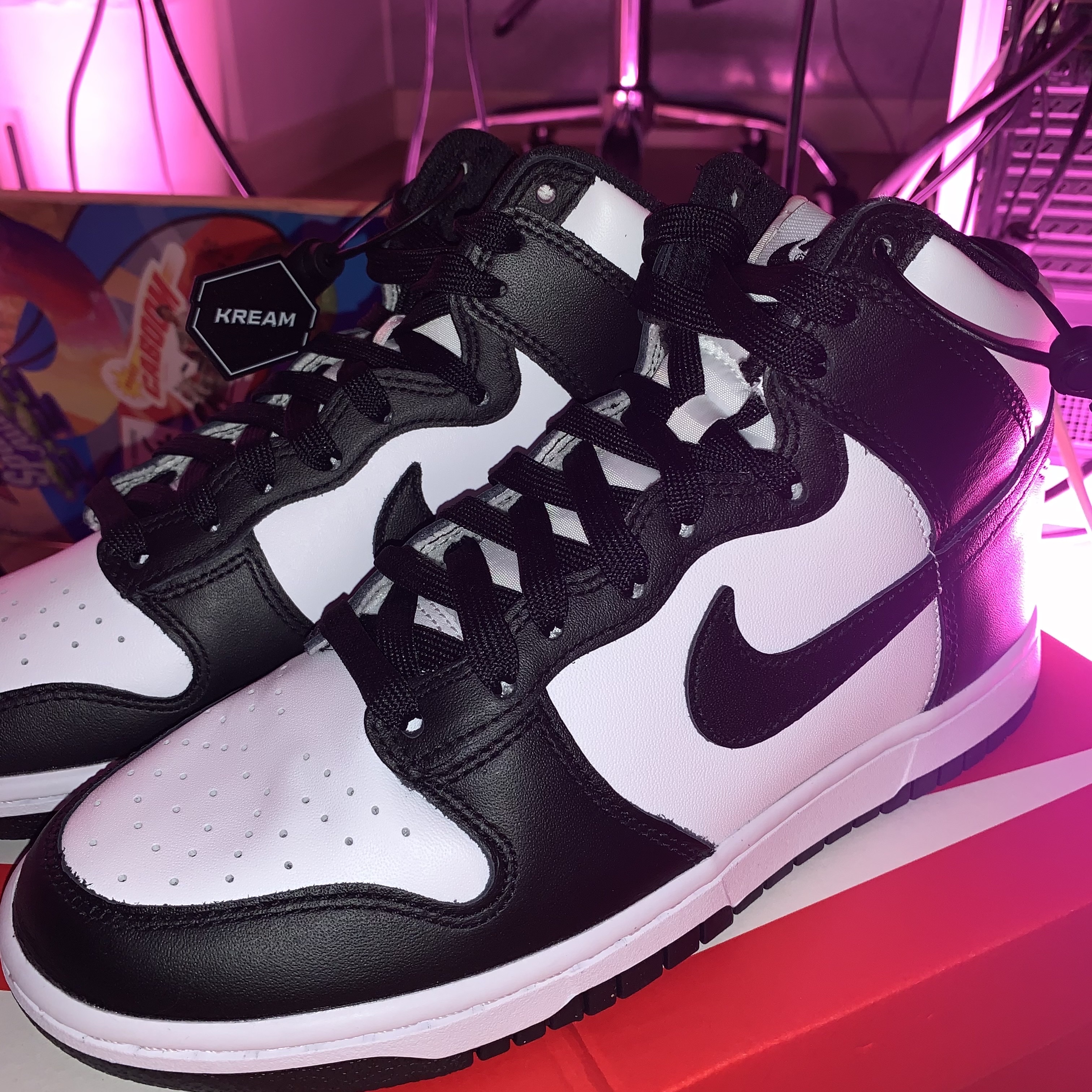 Nike Dunk High Retro Championship White 착용 스타일