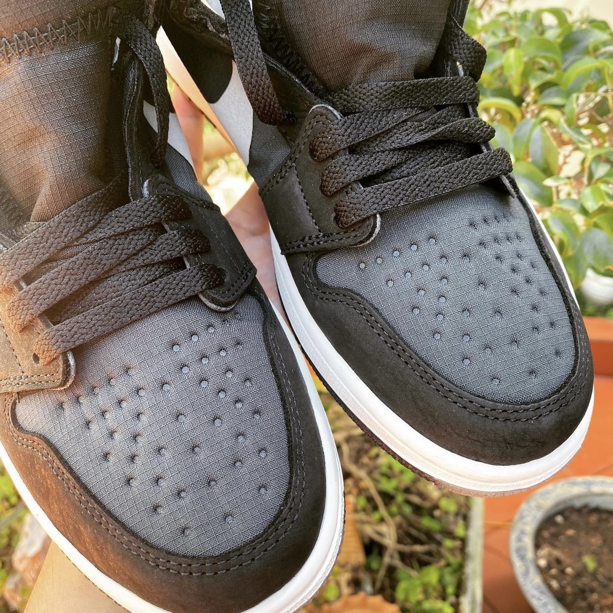 Jordan 1 Element Gore-Tex Particle Grey 착용 스타일 - 2