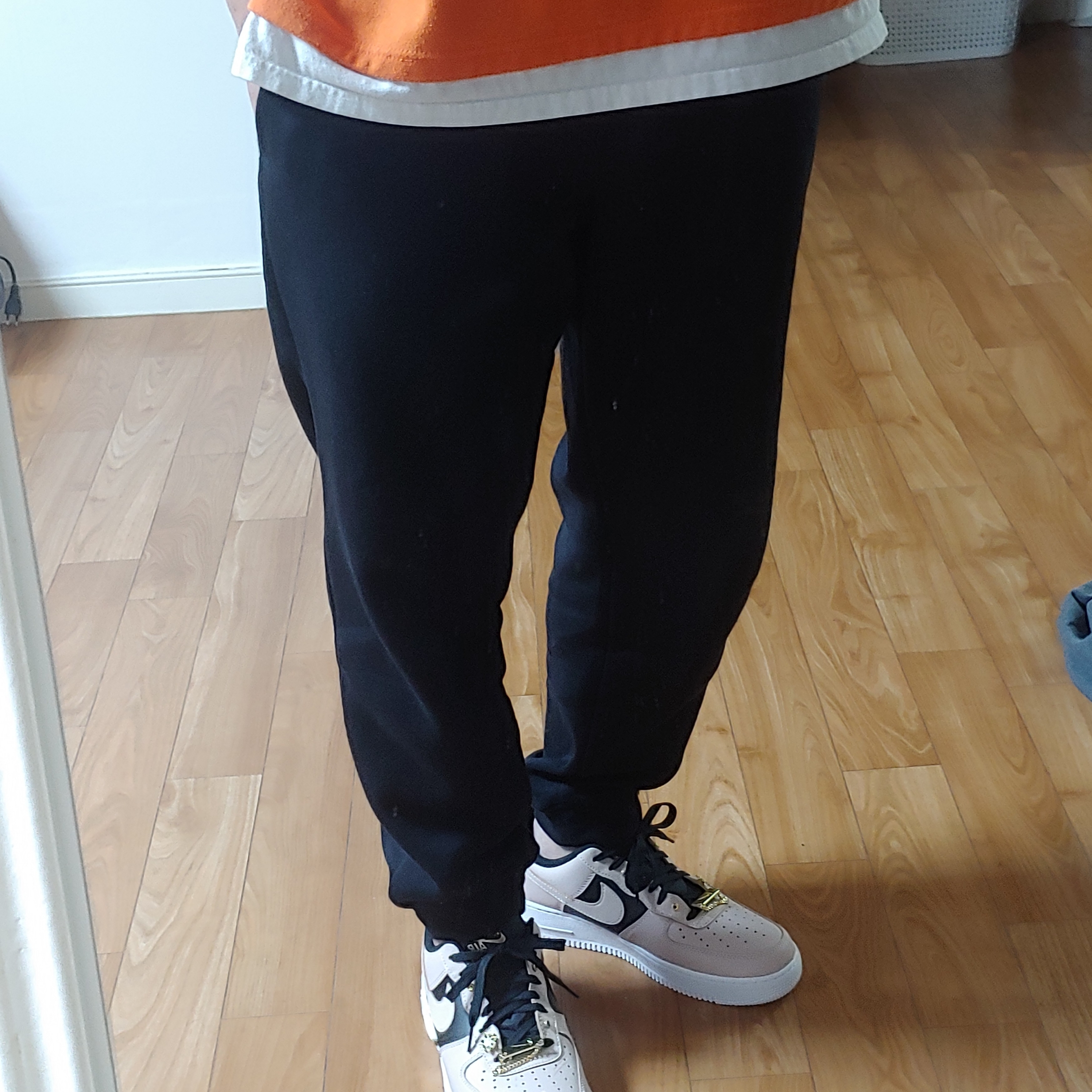 Nike Air Force 1 '07 PRM Touch Of Gold 착용 스타일 - 2