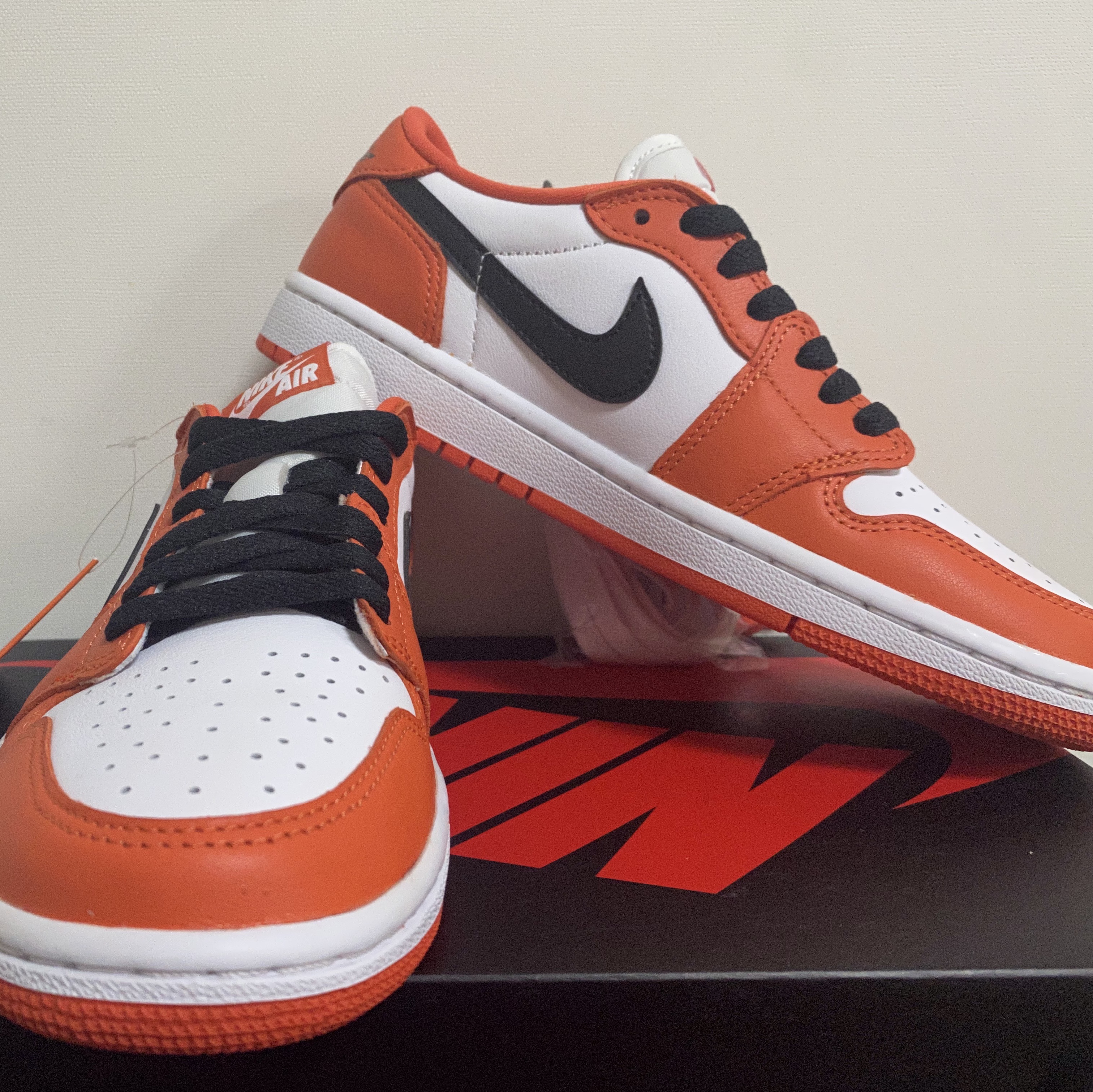 (W) Jordan 1 Low OG Starfish 착용 스타일 - 3