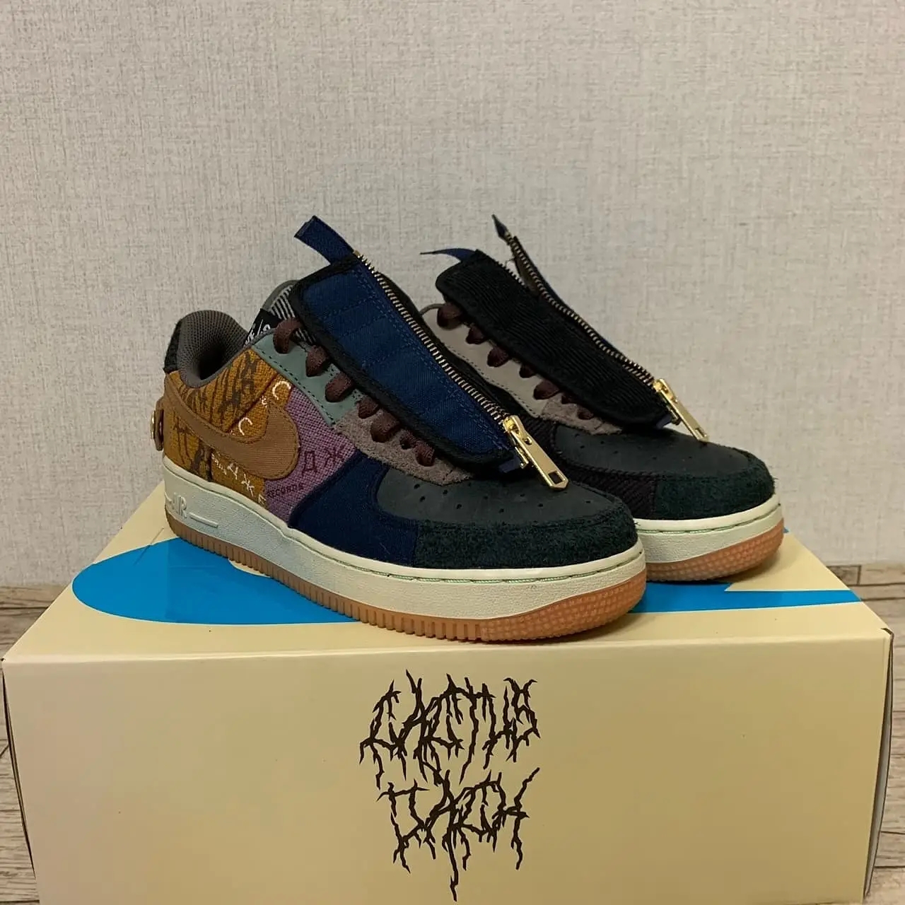 Nike x Travis Scott Air Force 1 Low Cactus Jack 착용 스타일 - 1