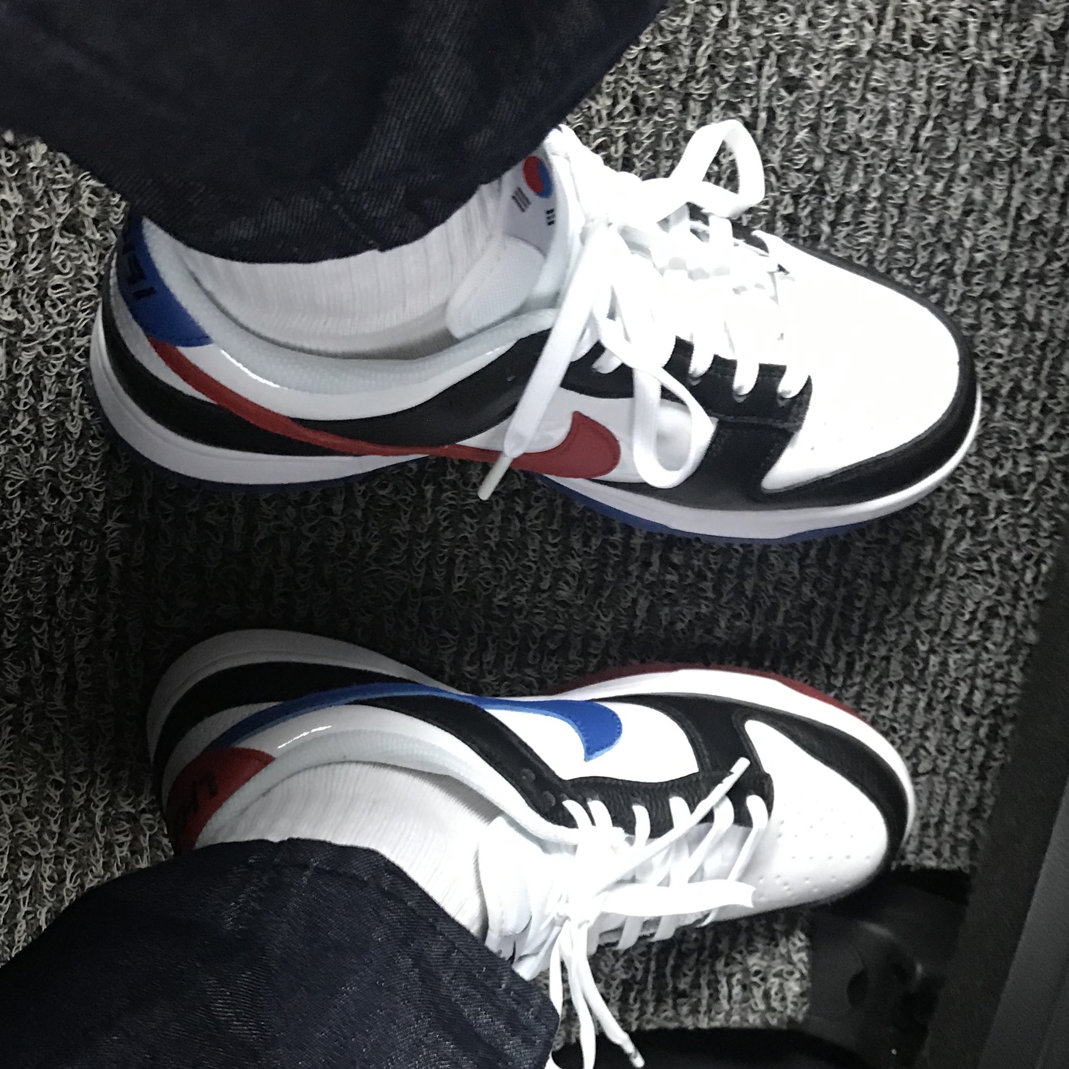 Nike Dunk Low SE Seoul 착용 스타일