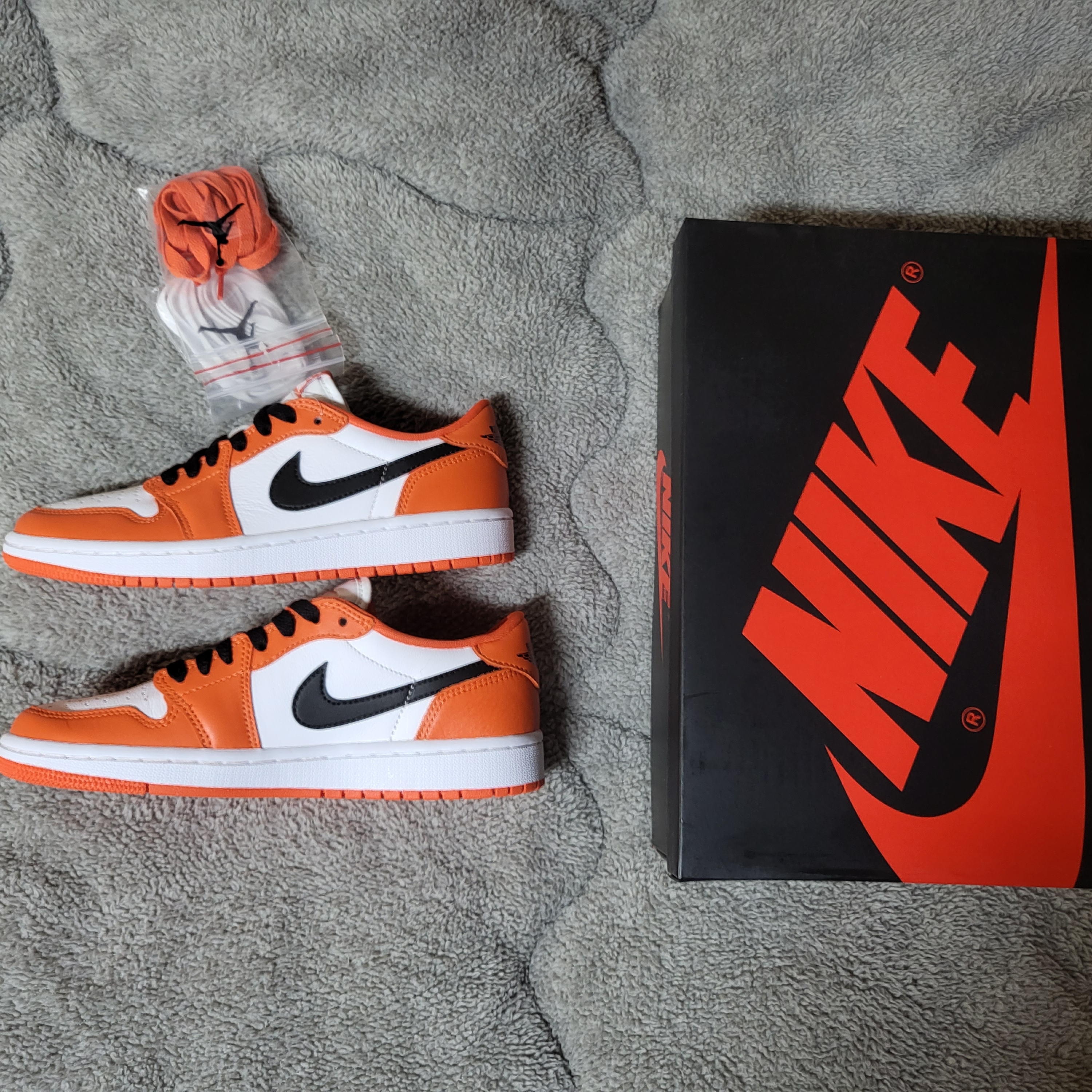 (W) Jordan 1 Low OG Starfish 착용 스타일