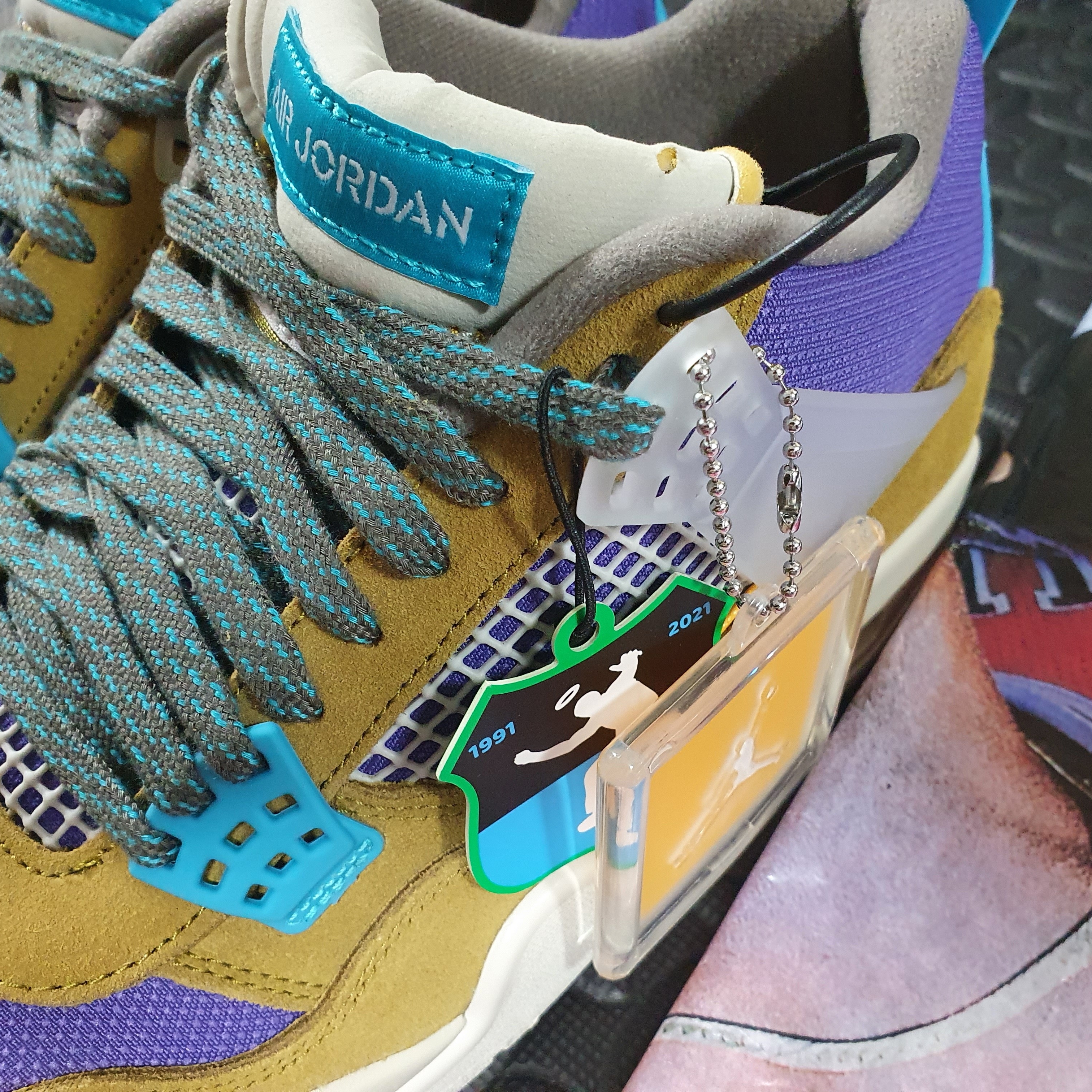 Jordan 4 x Union Retro SP Desert Moss 착용 스타일 - 3