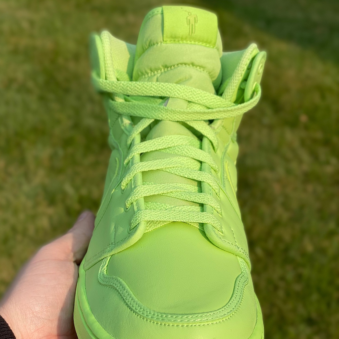 (W) Jordan 1 x Billie Eilish KO SP Lime Green 착용 스타일 - 3