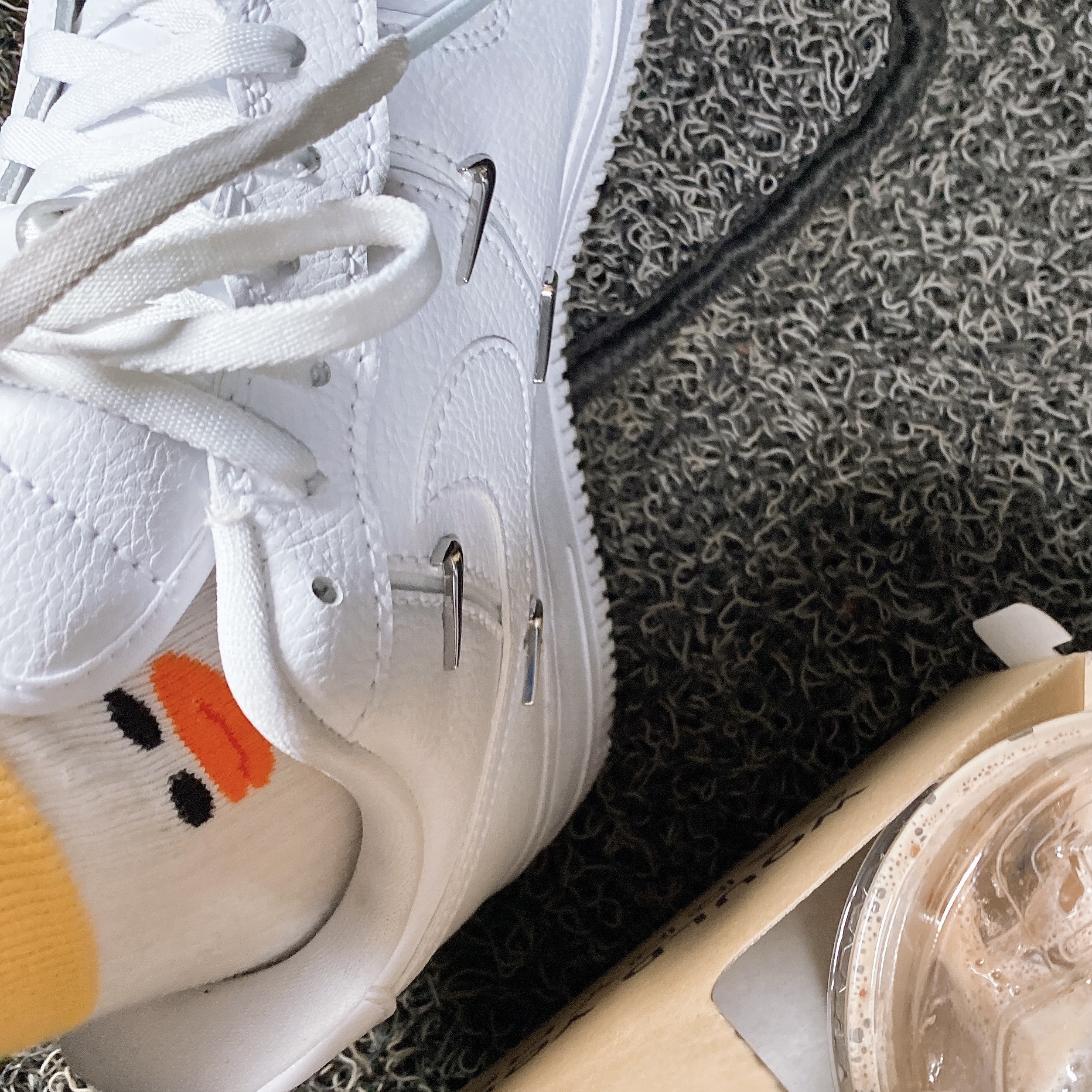(W) Nike Air Force 1 Low '07 LX Chrome Luxe 착용 스타일