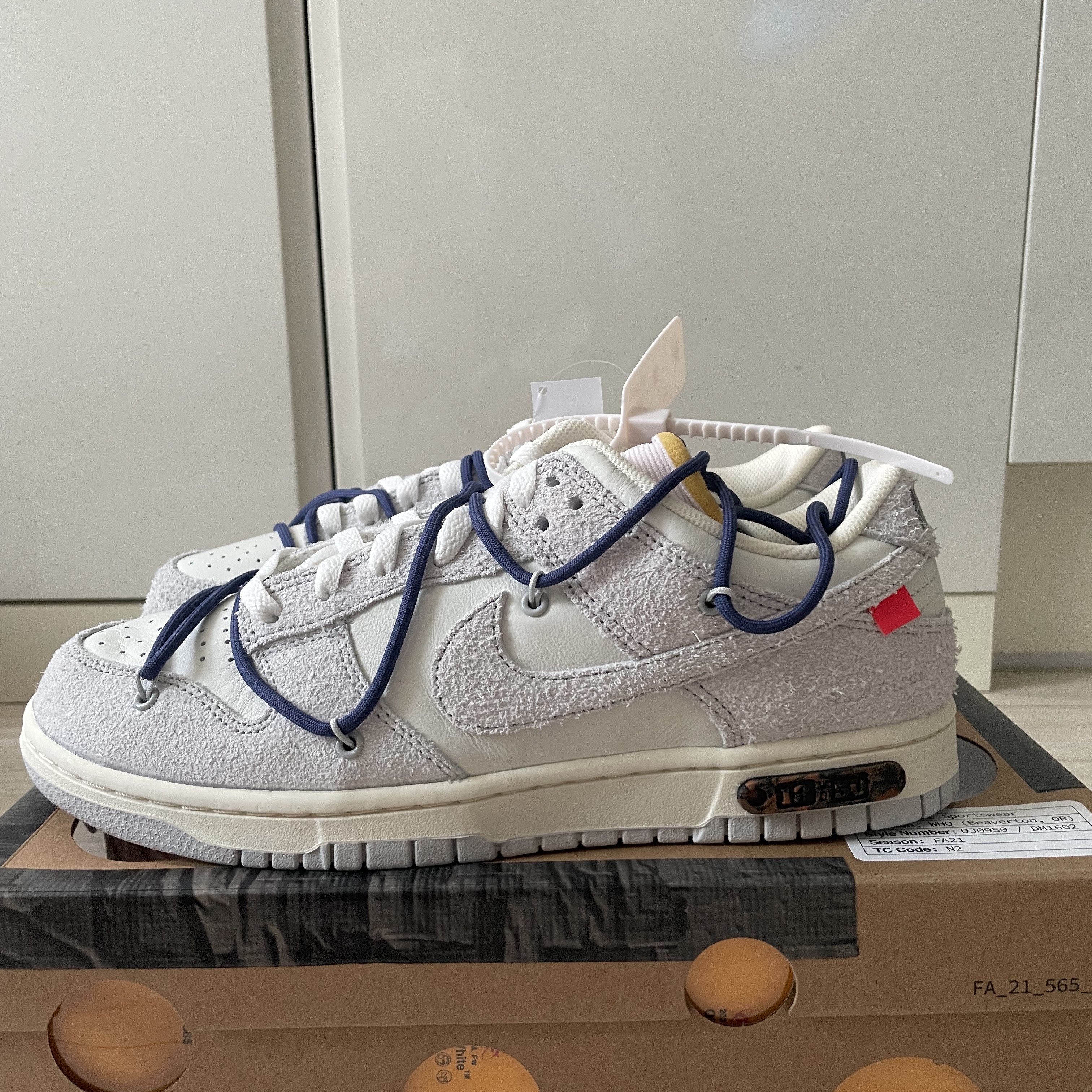 Nike x Off-White Dunk Low The 50 - Lot 18 착용 스타일 - 2