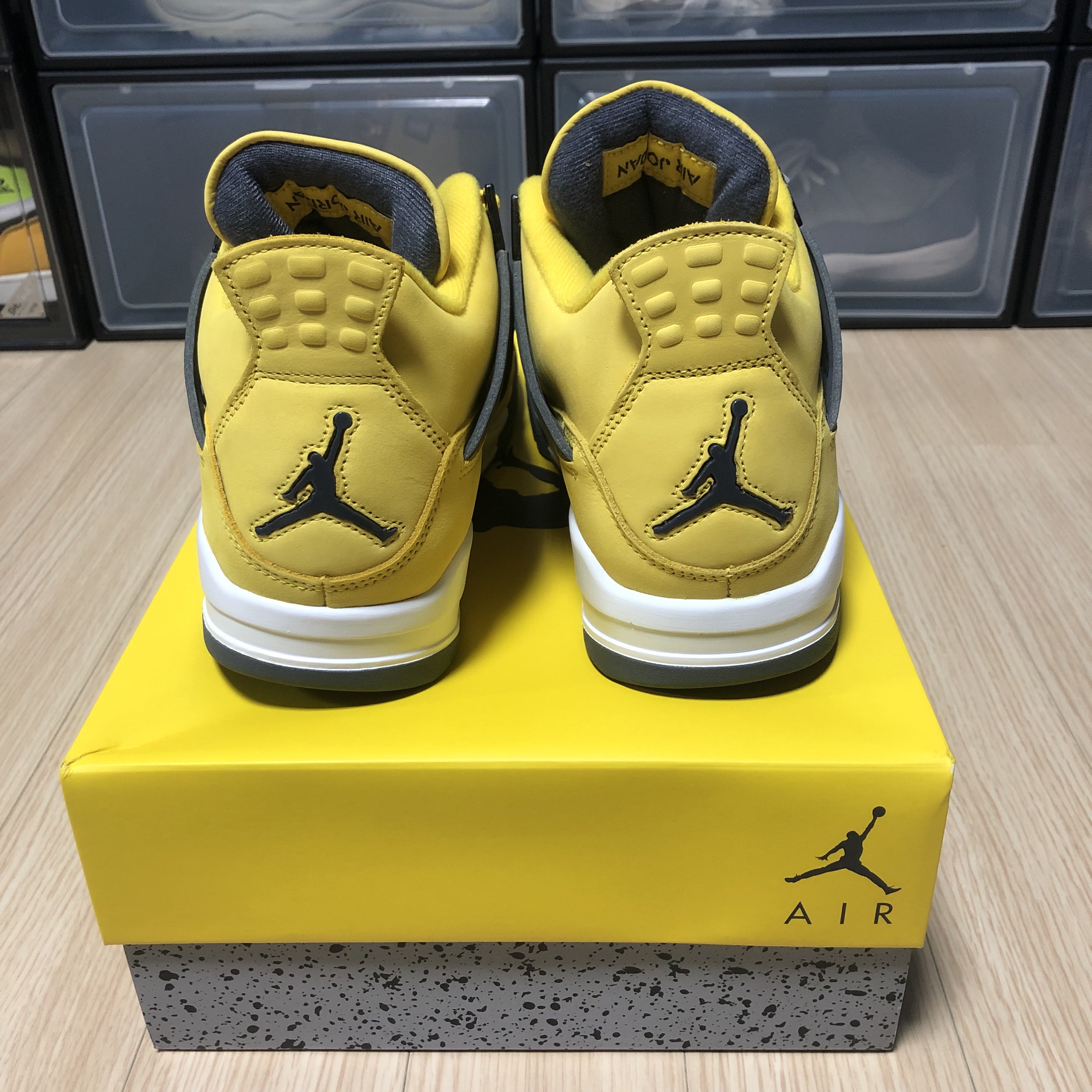 Jordan 4 Retro Tour Yellow 착용 스타일 - 3