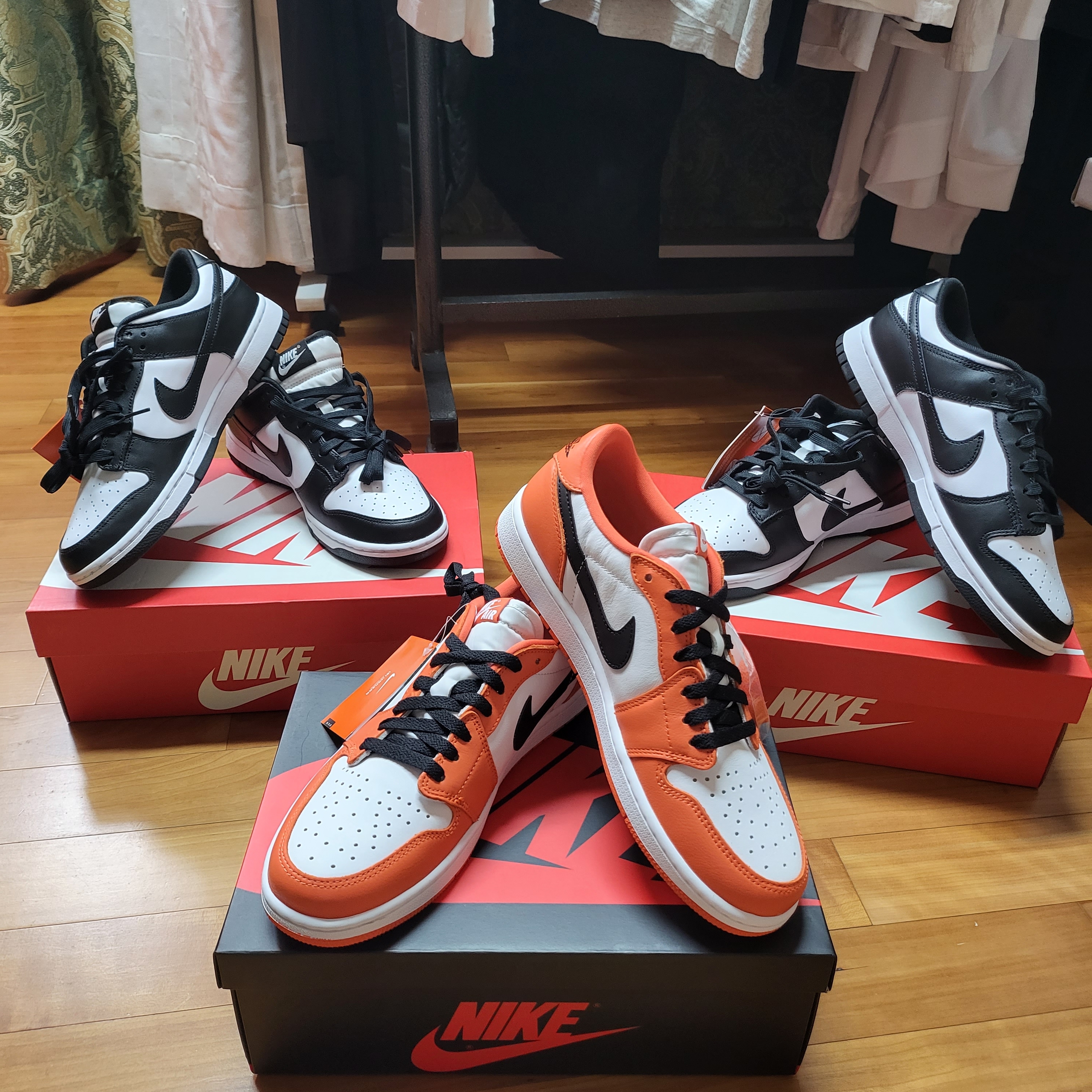 Nike Dunk Low Retro Black, Jordan 1 Low OG Starfish 착용 스타일