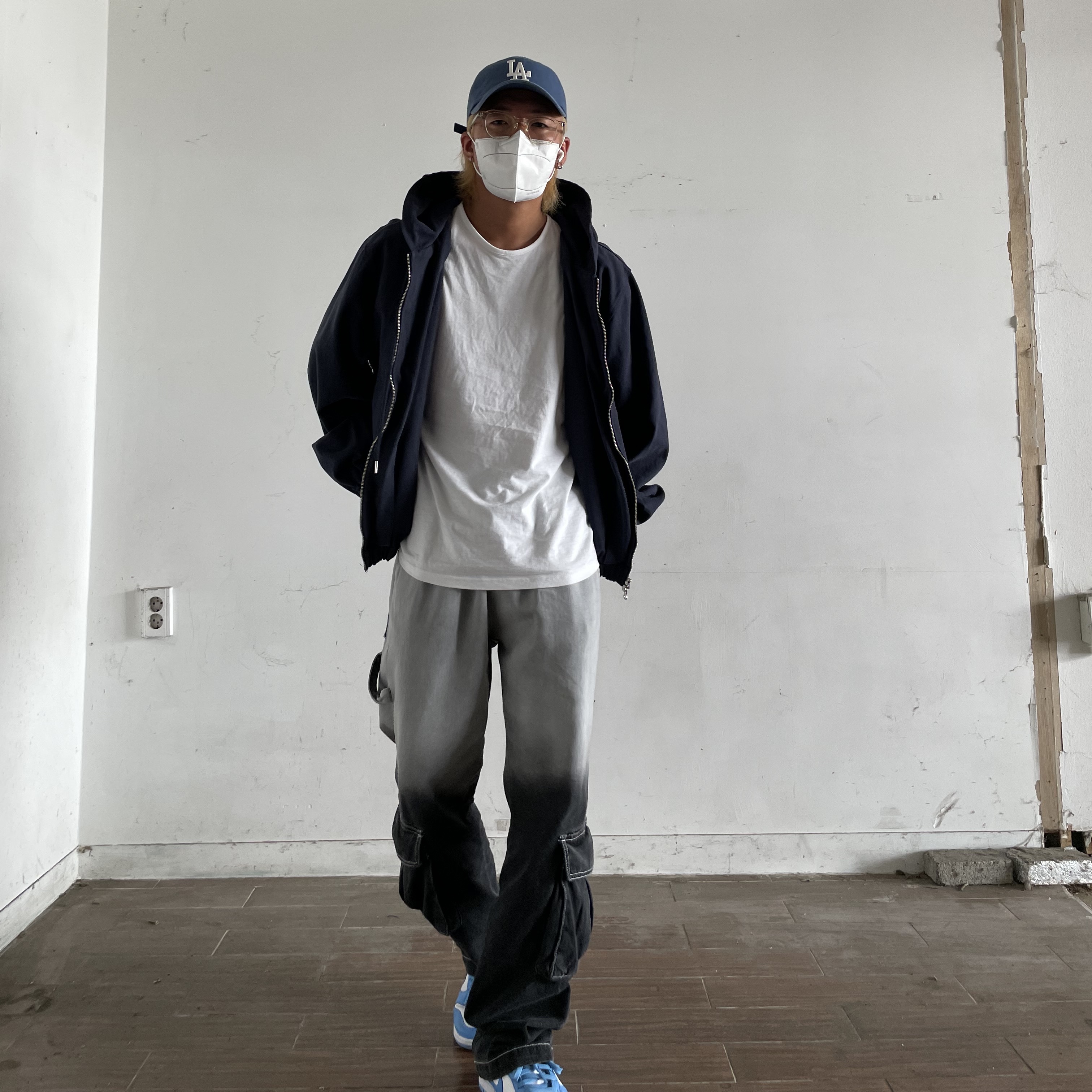 Nike Dunk Low Retro University Blue 착용 스타일 - 5