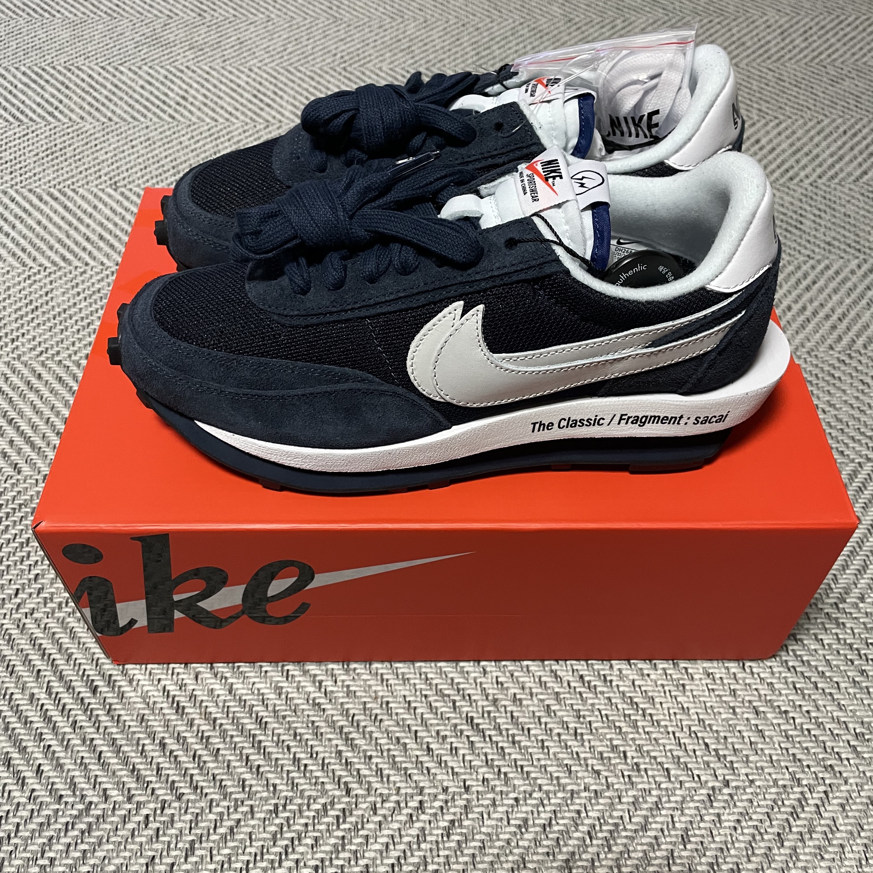 Nike x Sacai x Fragment LDWaffle Blackened Blue 착용 스타일 - 1