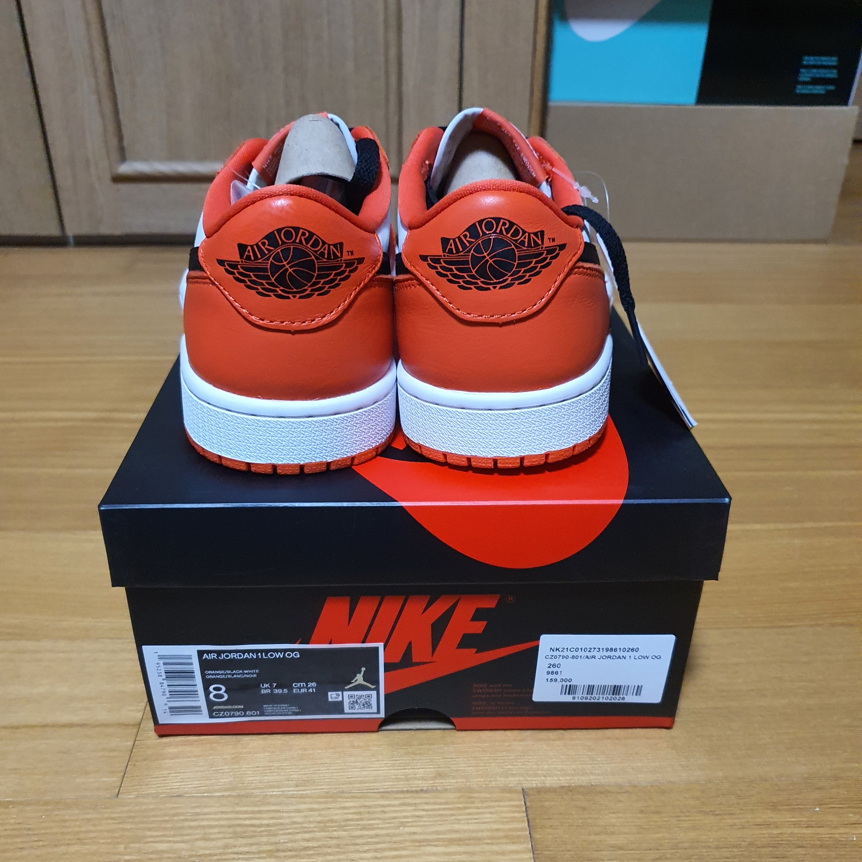 Jordan 1 Low OG Starfish, Jordan 1 x Travis Scott x Fragment Retro Low OG SP Military Blue 착용 스타일 - 4