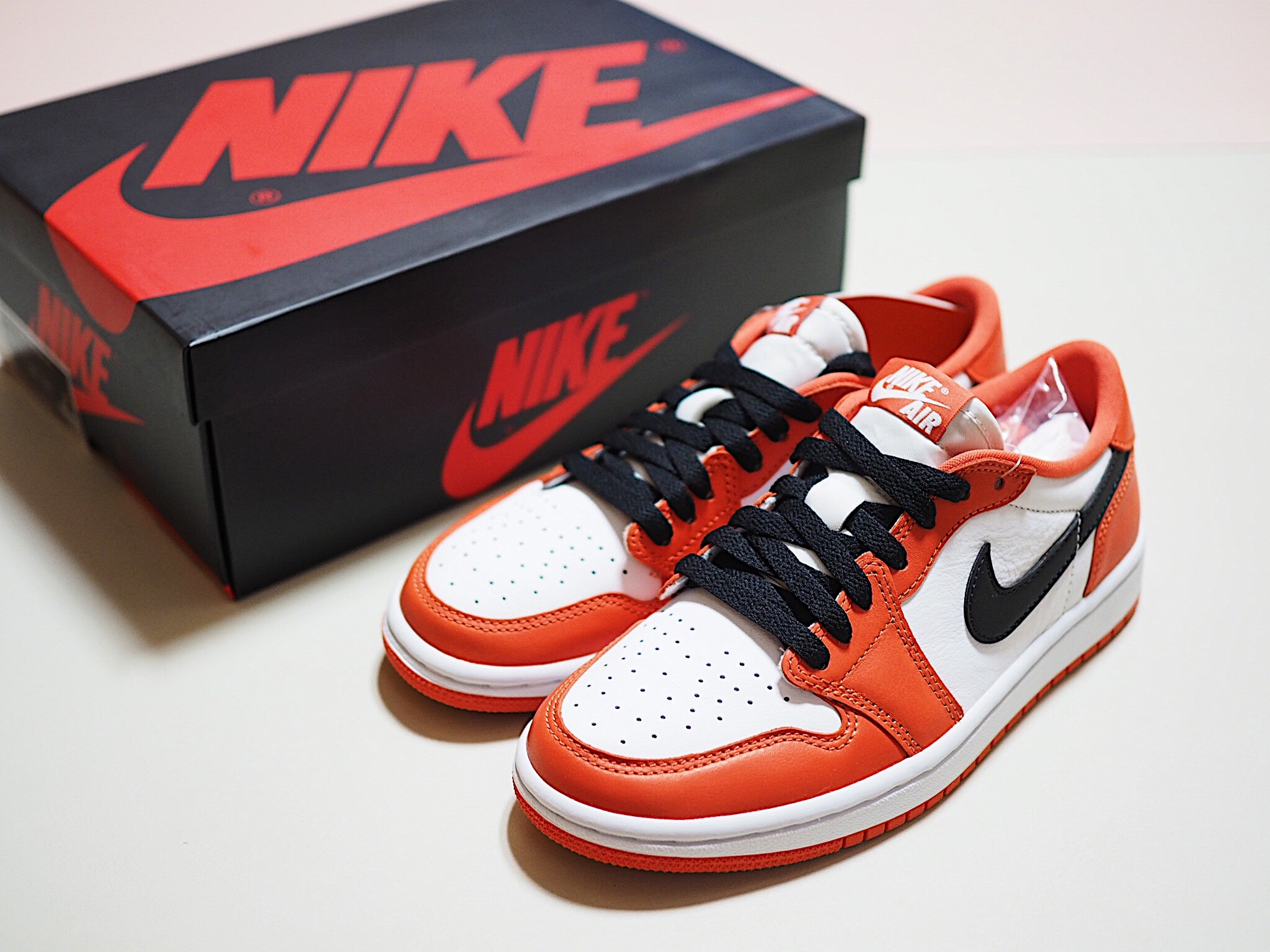 (W) Jordan 1 Low OG Starfish, Jordan 1 Low OG Starfish 착용 스타일 - 2