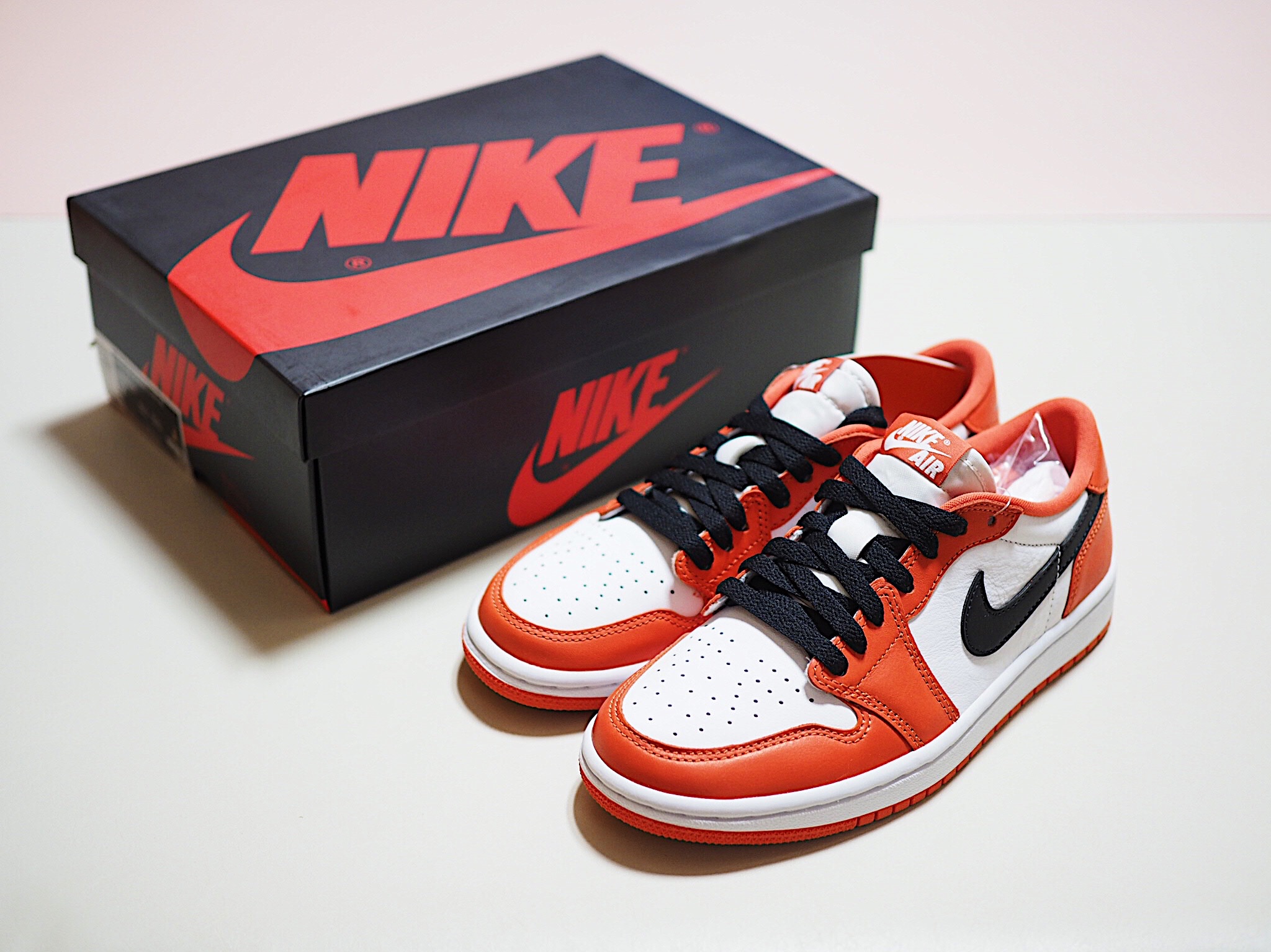 (W) Jordan 1 Low OG Starfish, Jordan 1 Low OG Starfish 착용 스타일 - 1