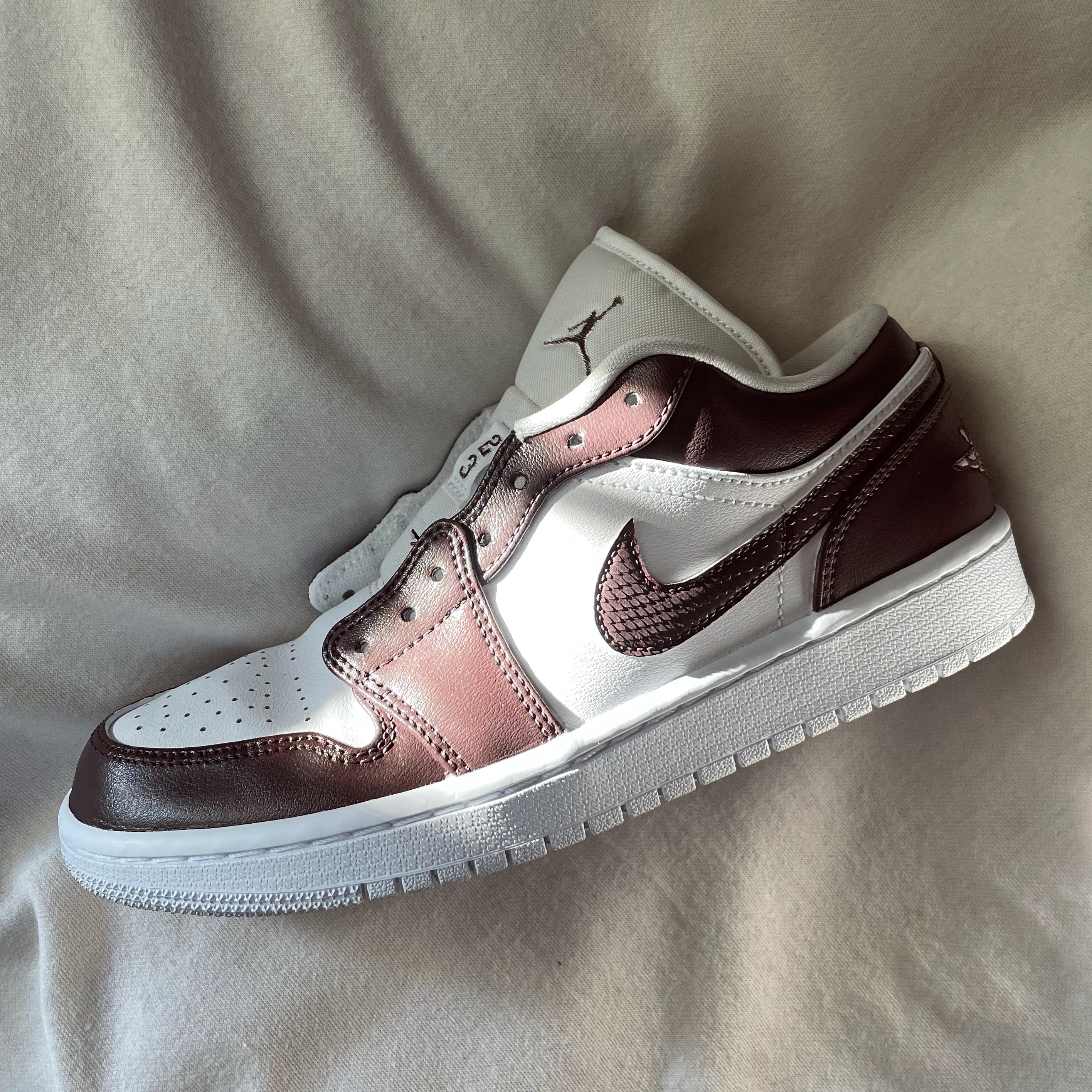 (W) Jordan 1 Low Triple White 2020 착용 스타일