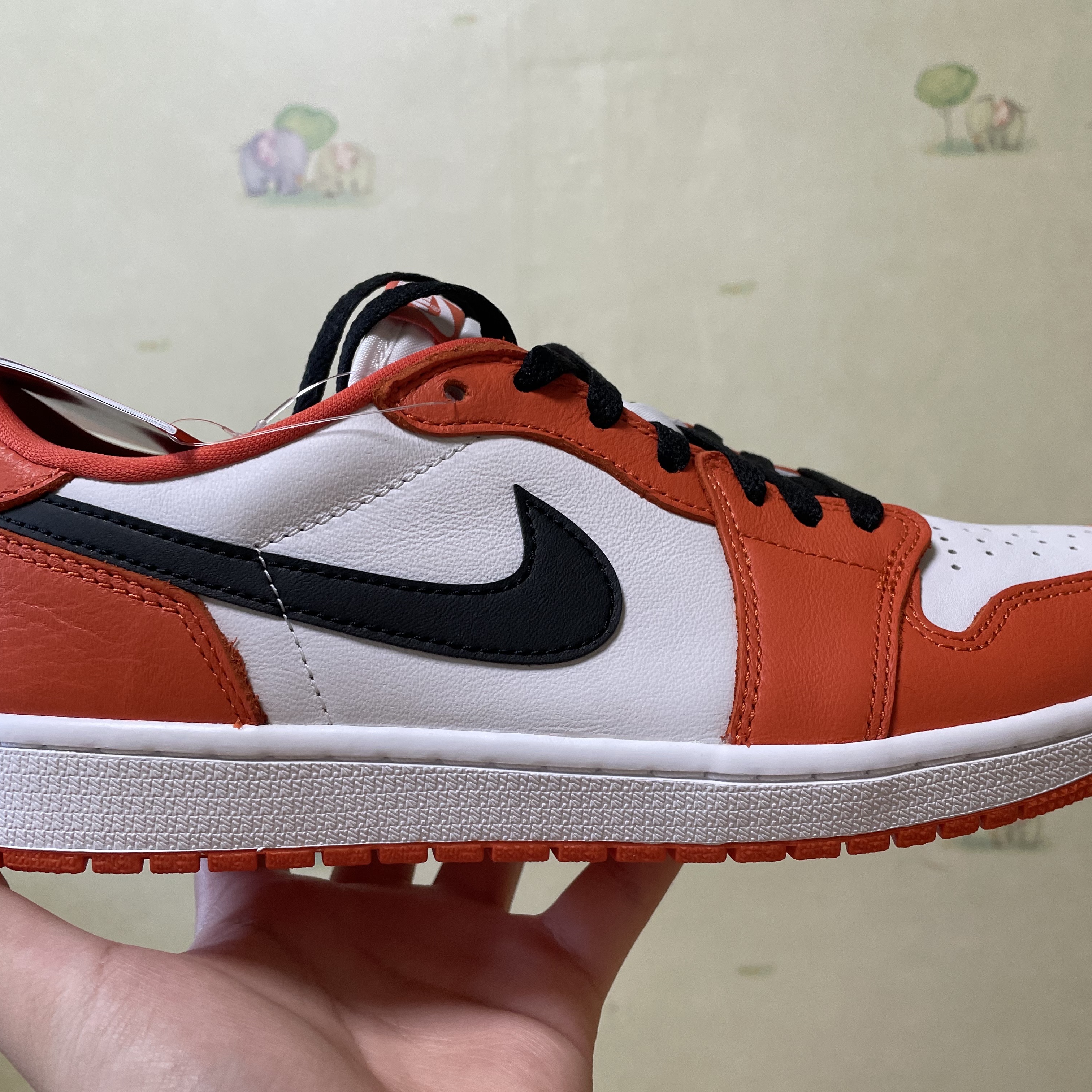 Jordan 1 Low OG Starfish 착용 스타일 - 3