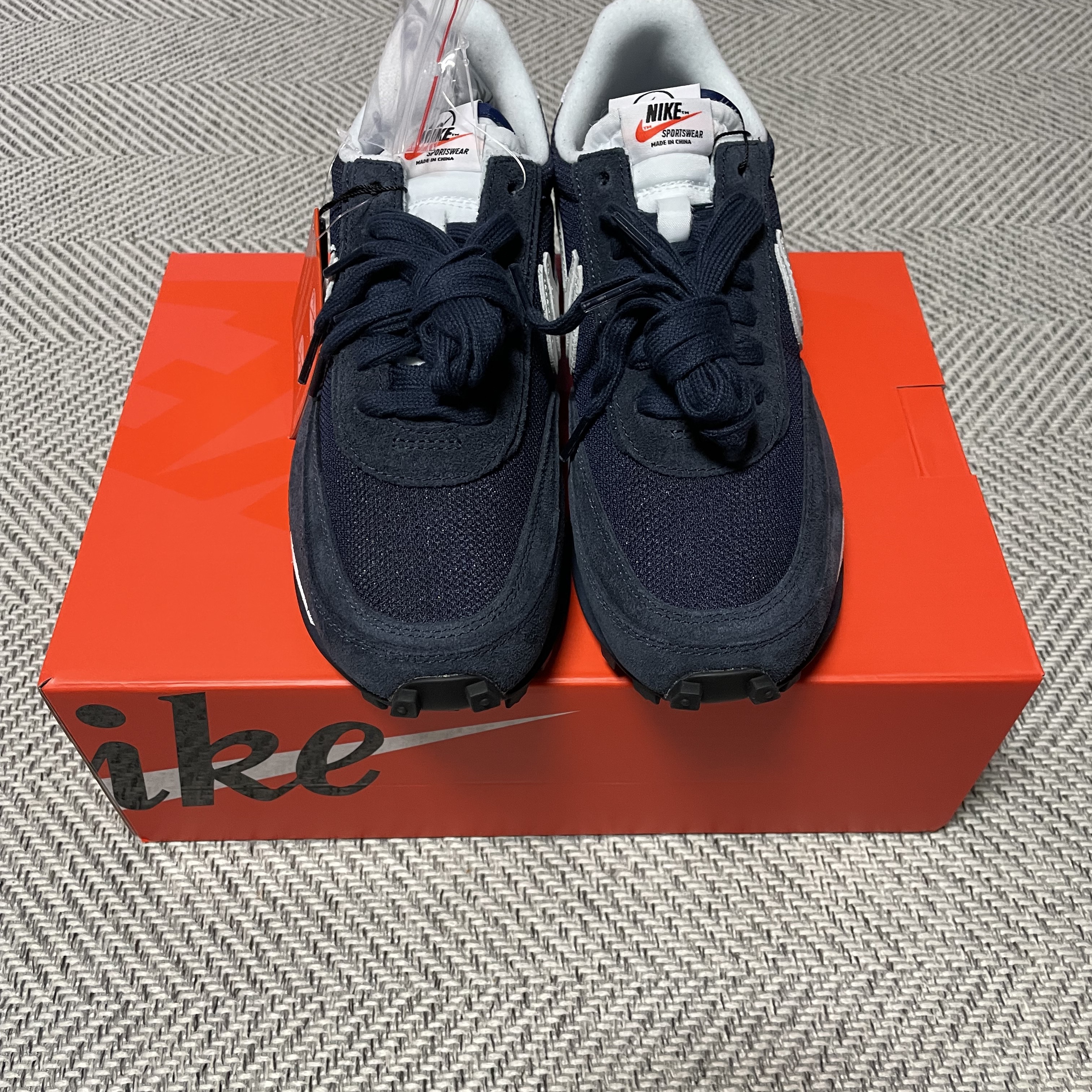 Nike x Sacai x Fragment LDWaffle Blackened Blue 착용 스타일 - 2