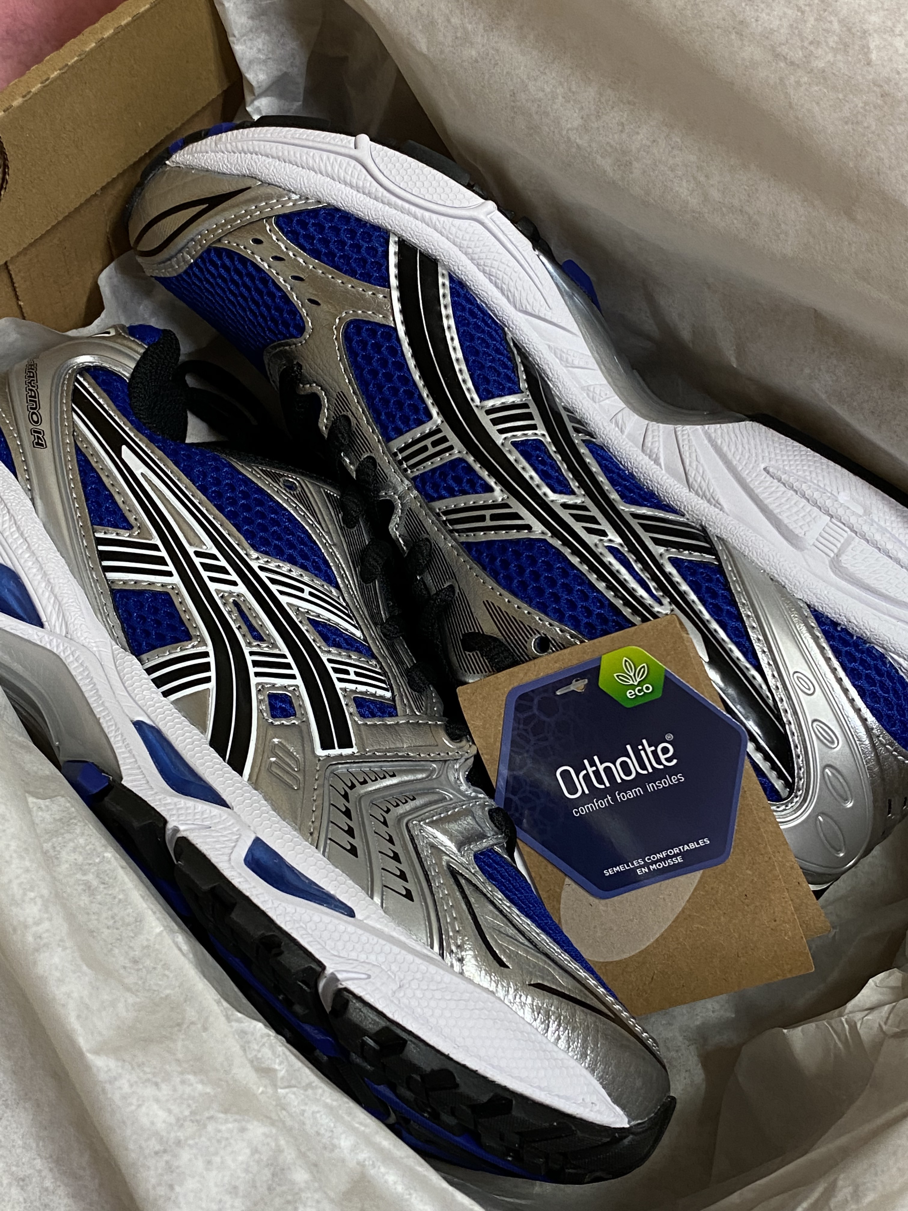 Asics UB1-S Gel-Kayano 14 Piedmont Grey, Asics Gel-Kayano 14 White Gold 착용 스타일 - 2
