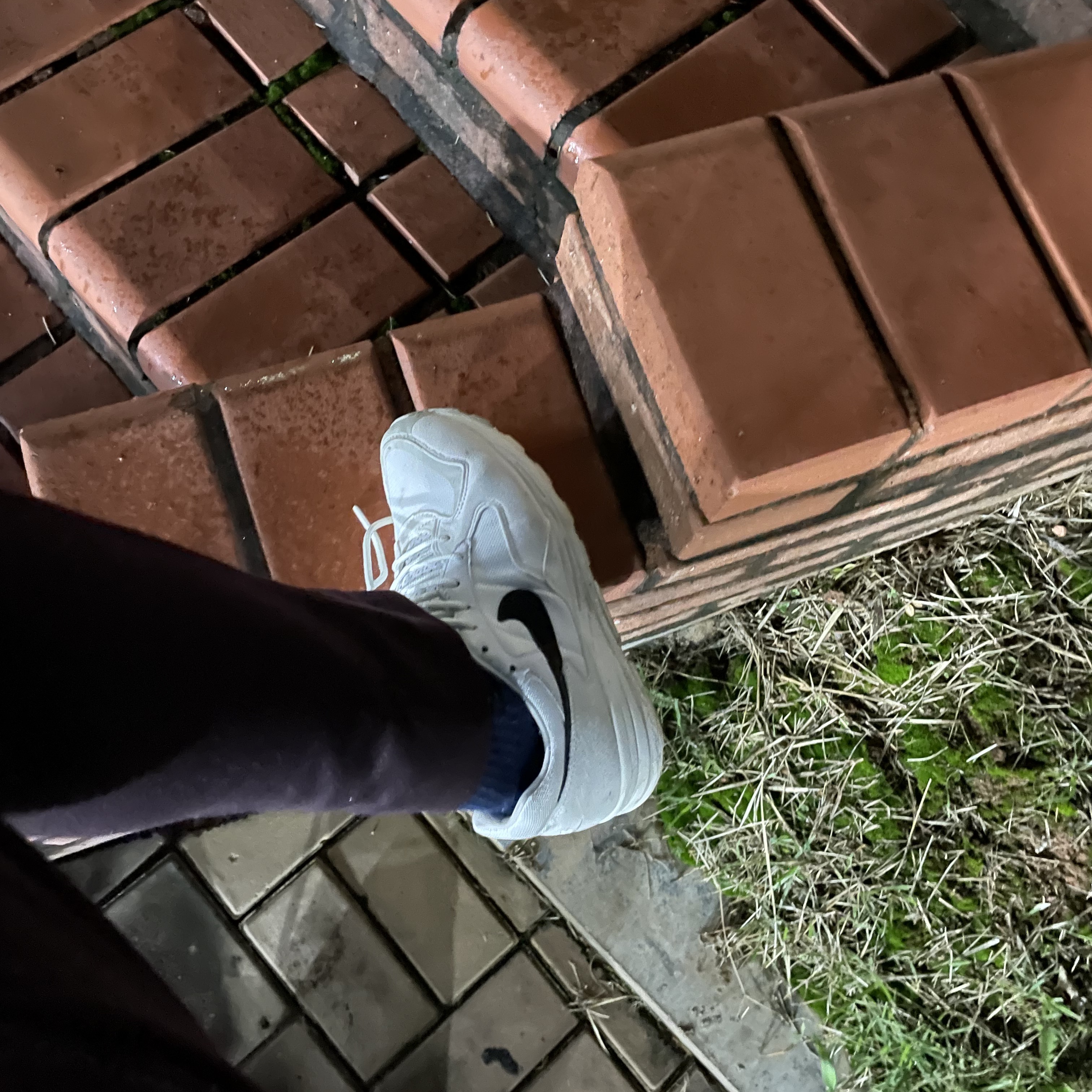 Nike x Fear of God Air Skylon 2 White 착용 스타일 - 1