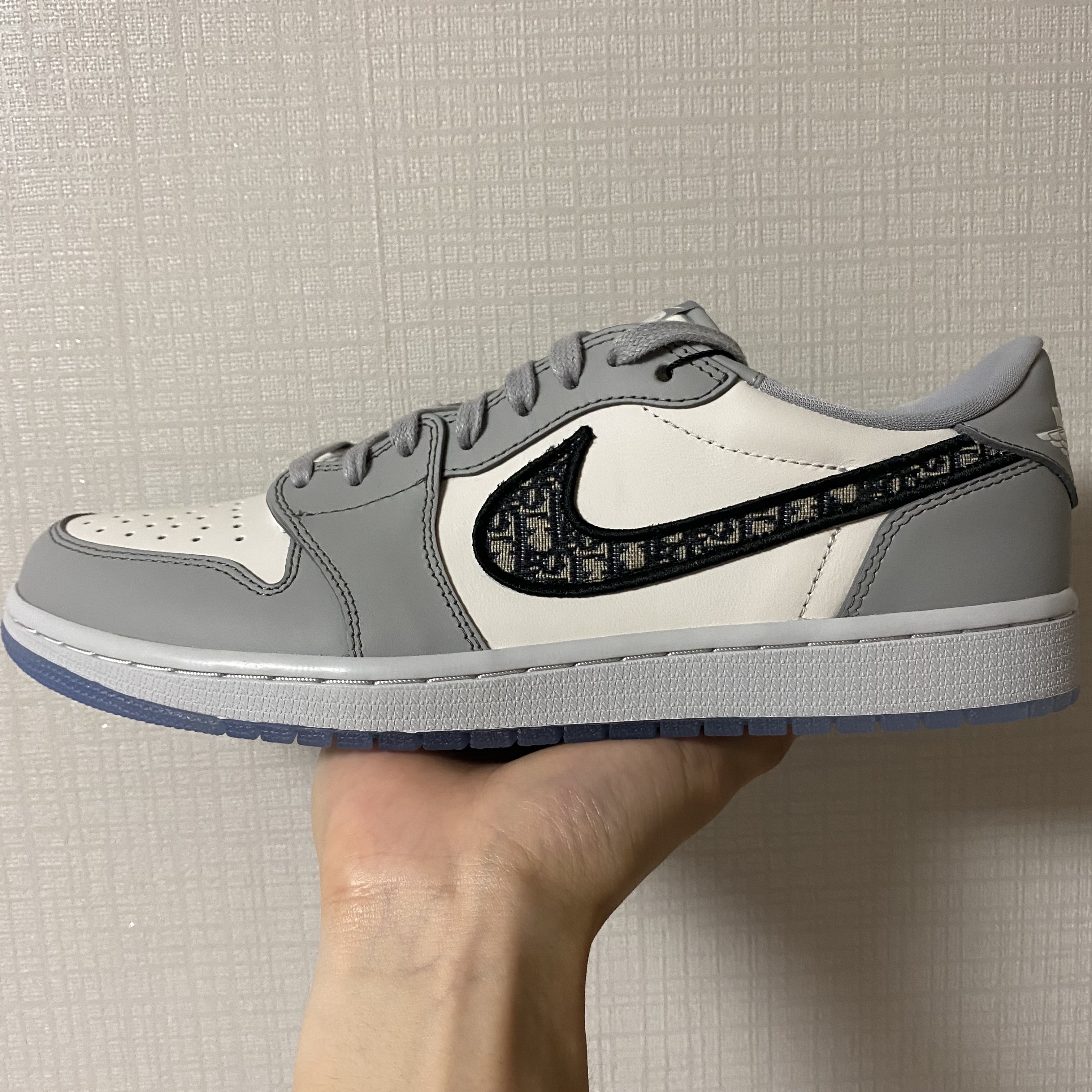 Jordan 1 x Dior Low OG 착용 스타일 - 5